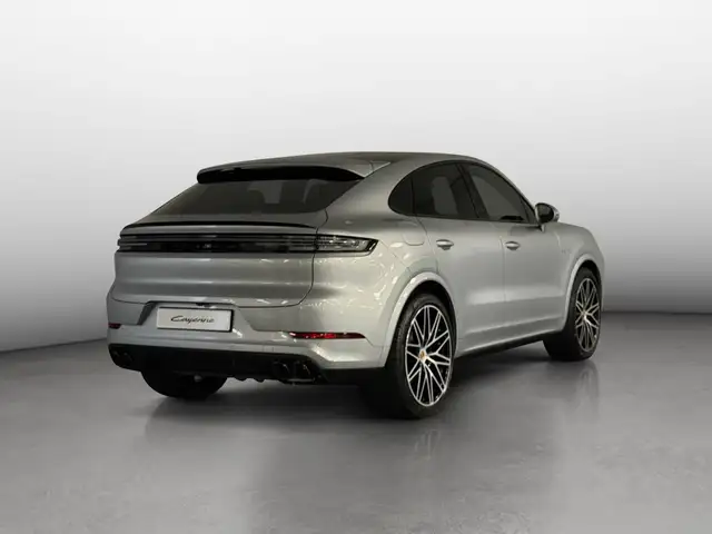 Porsche Cayenne view 5