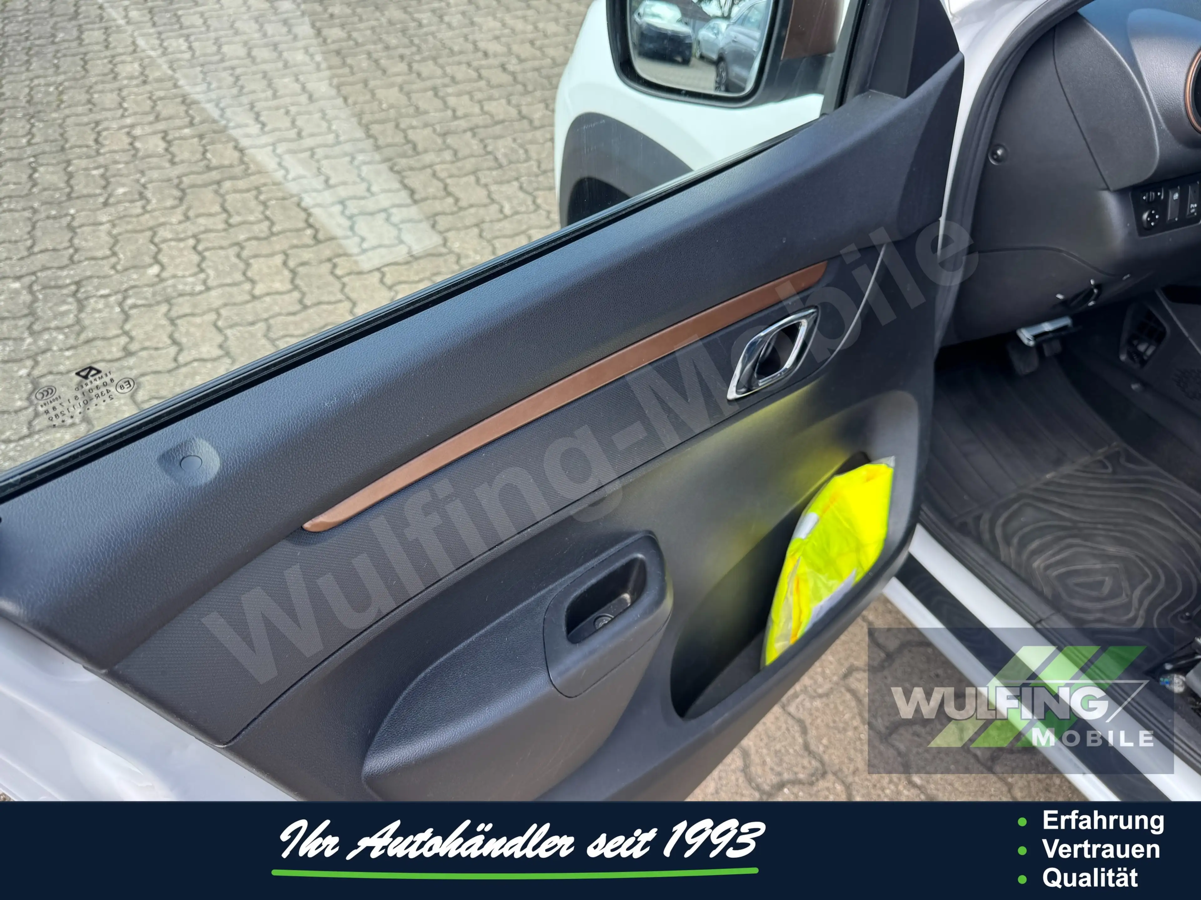 Dacia Spring Extreme Garantie-Verläng. 08.2027 Navi LED — photo 10