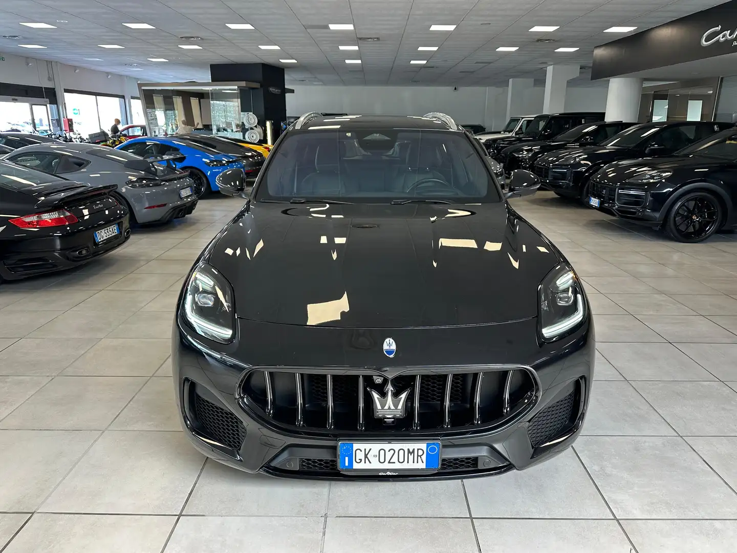 Maserati Grecale 2.0 mhev GT 300cv auto Nero - 2