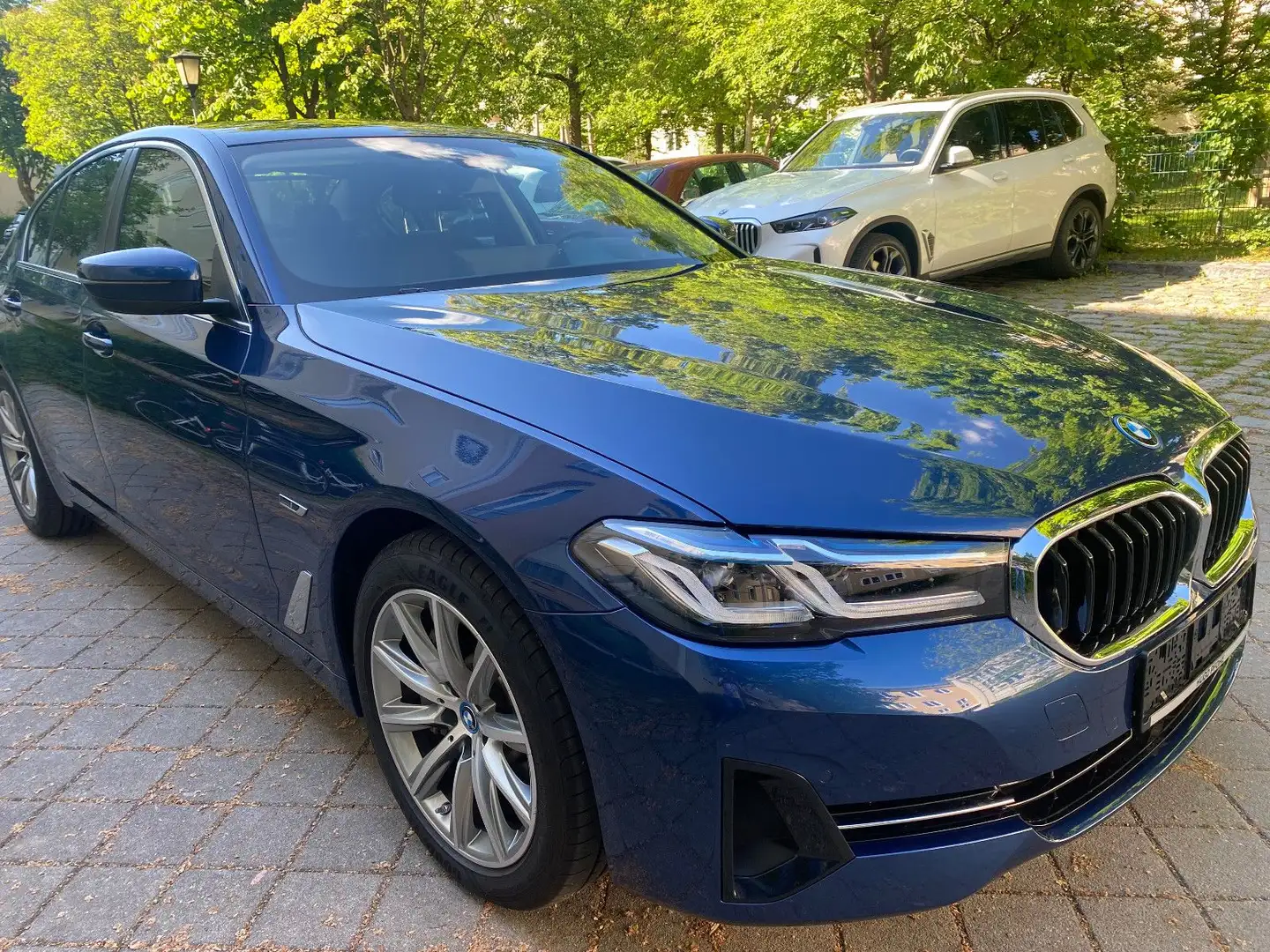 BMW 530 e Leder, Memory, Head Up Display, Laser Bleu - 2