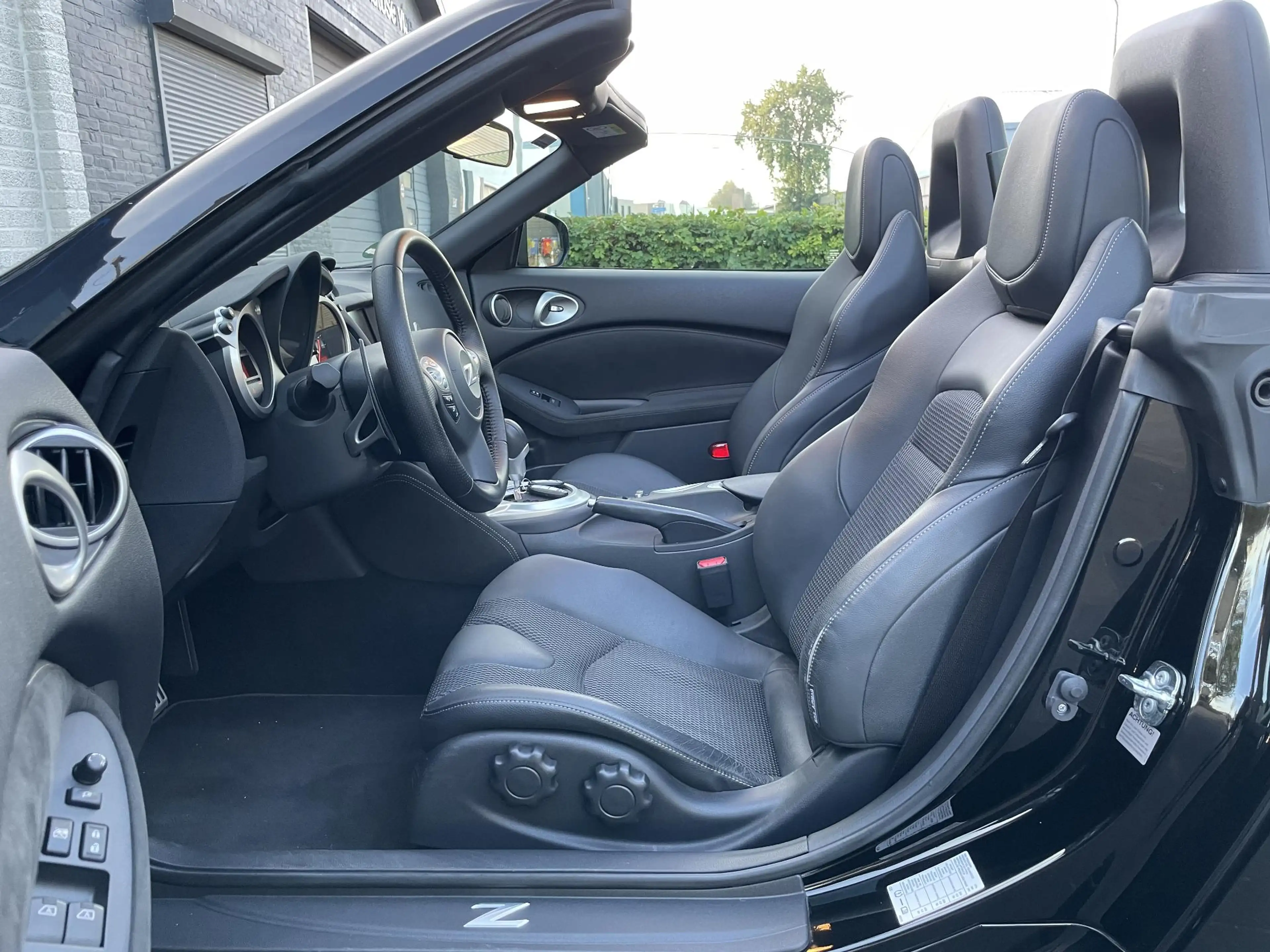 Nissan 370Z Roadster 3.7 Pack V6 328PK Nieuwstaat Cabrio — photo 13