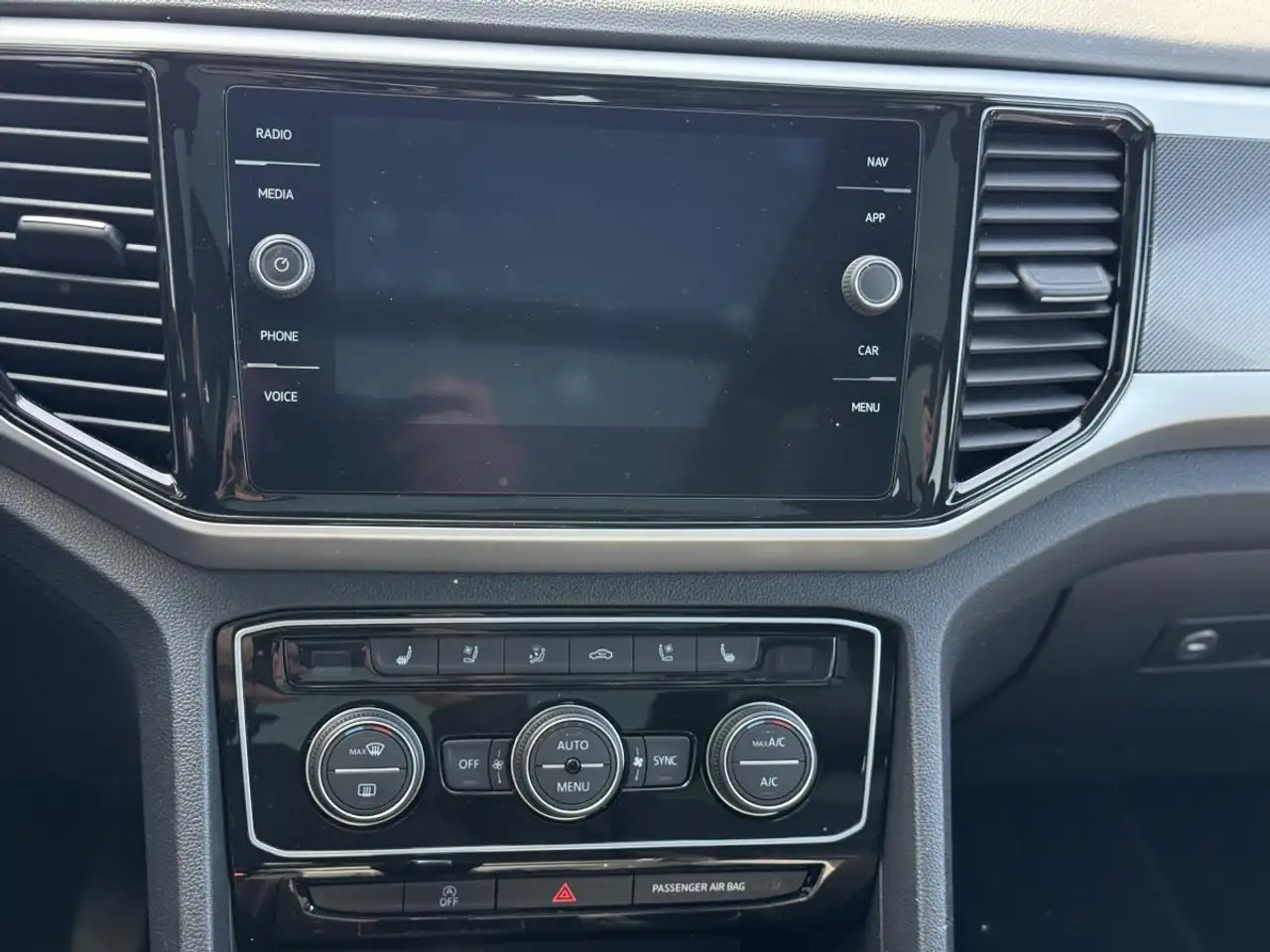 Volkswagen Atlas снимка Volkswagen Atlas
