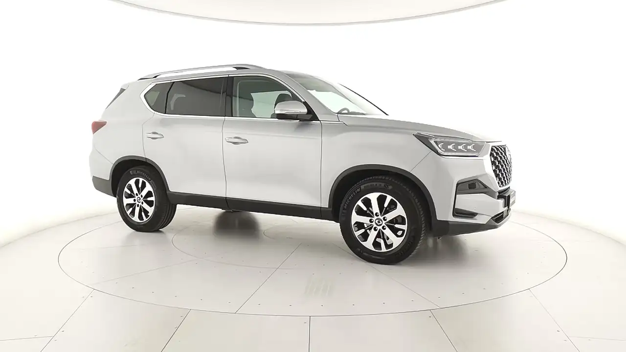 SsangYong Rexton 2025