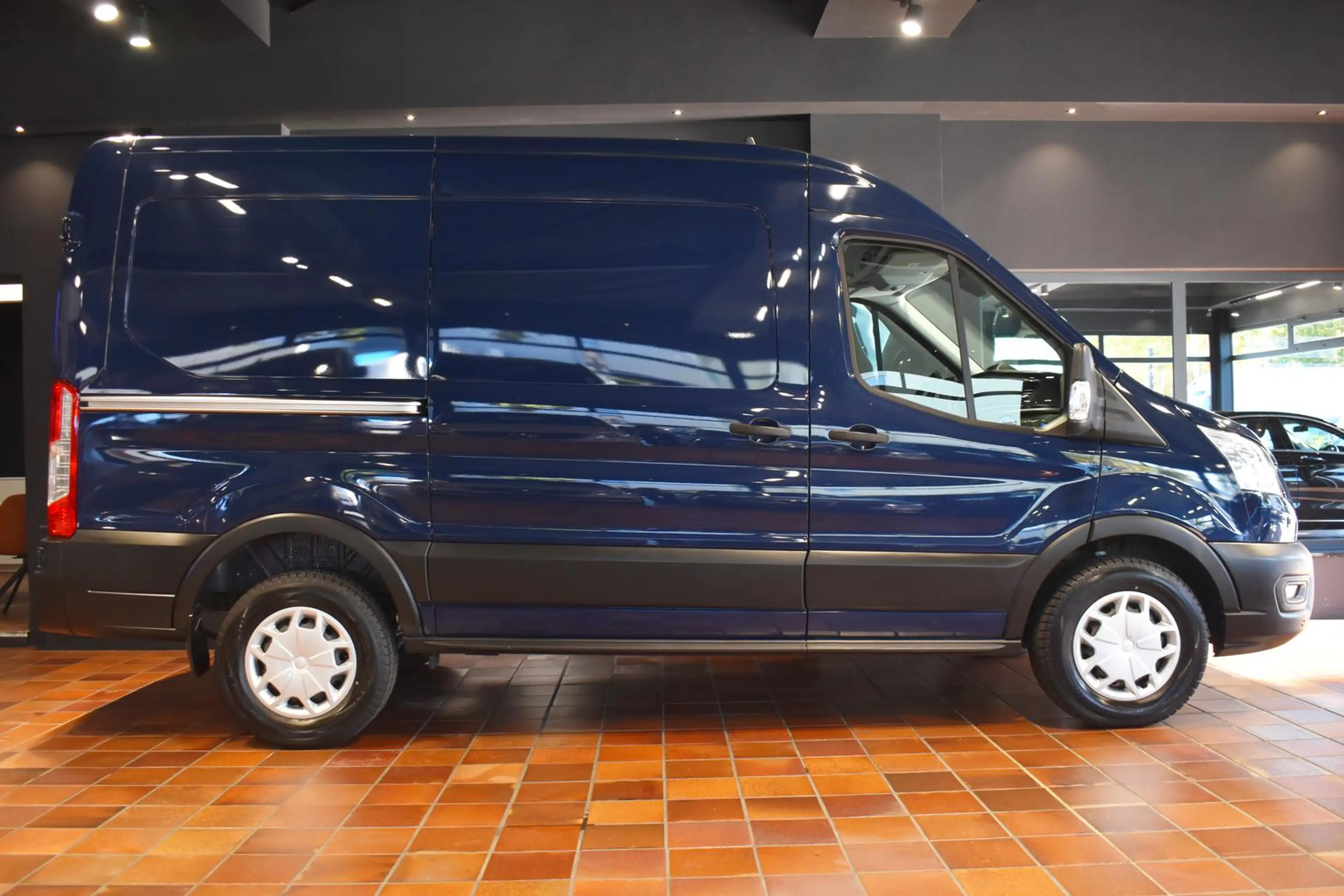 Ford Transit 350 L2H2 TREND KLIMA TEMPOMAT SITZHEIZUNG BEHEIZBA — photo 2