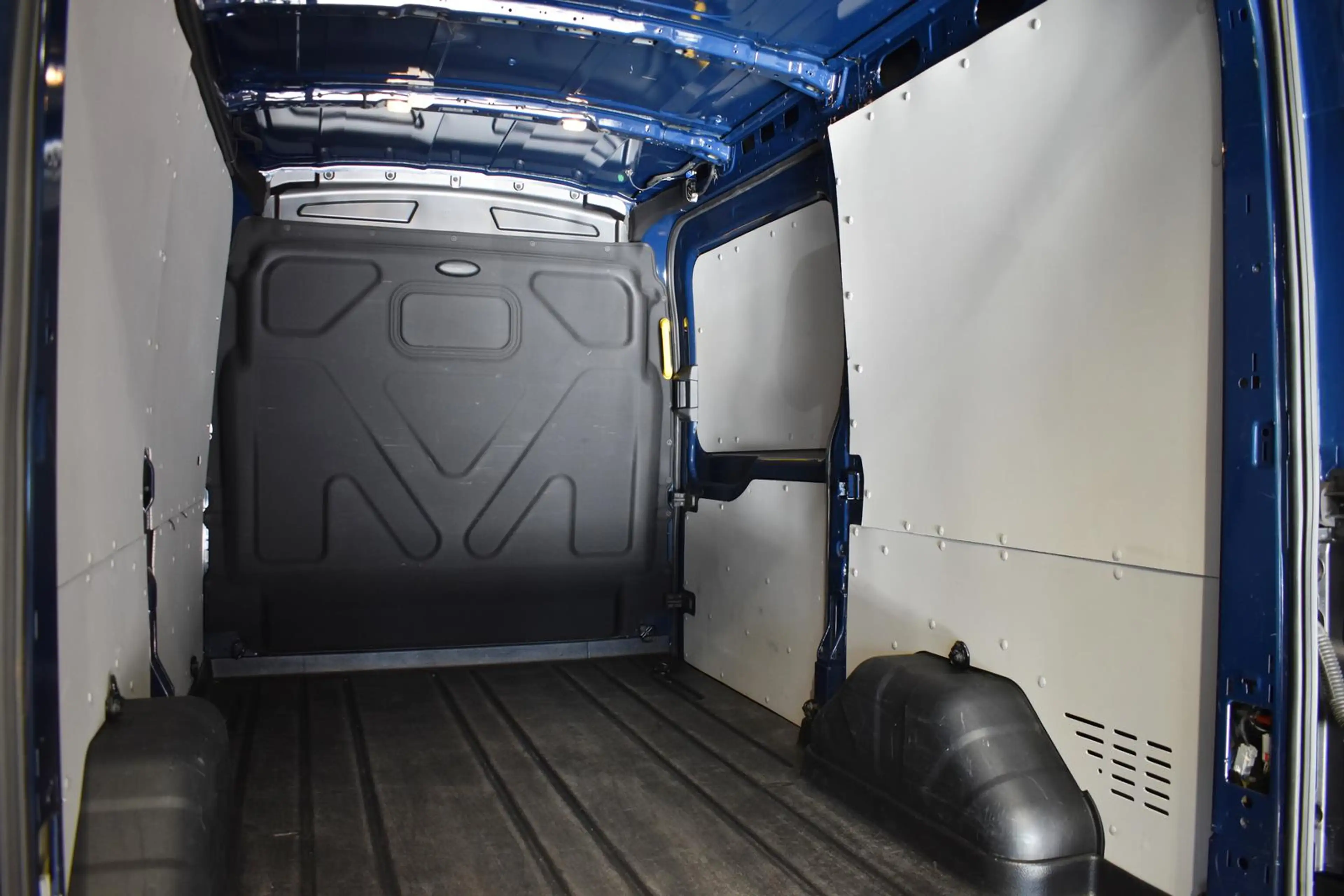 Ford Transit 350 L2H2 TREND KLIMA TEMPOMAT SITZHEIZUNG BEHEIZBA — photo 12