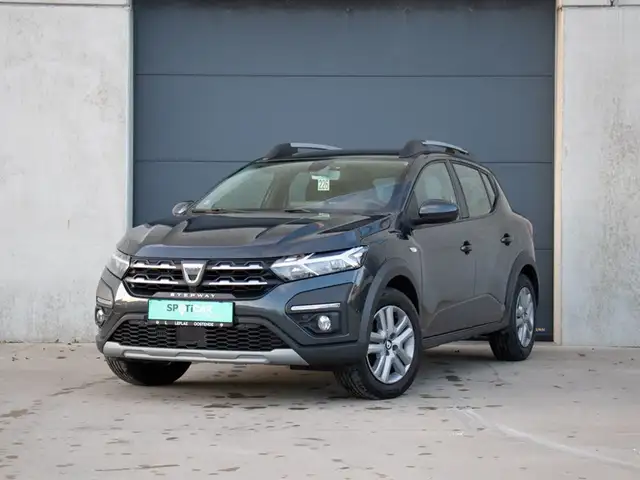 Dacia Sandero STEPWAY 1.0 MT6 91PK|CAMERA|NAVI|KEYLESS