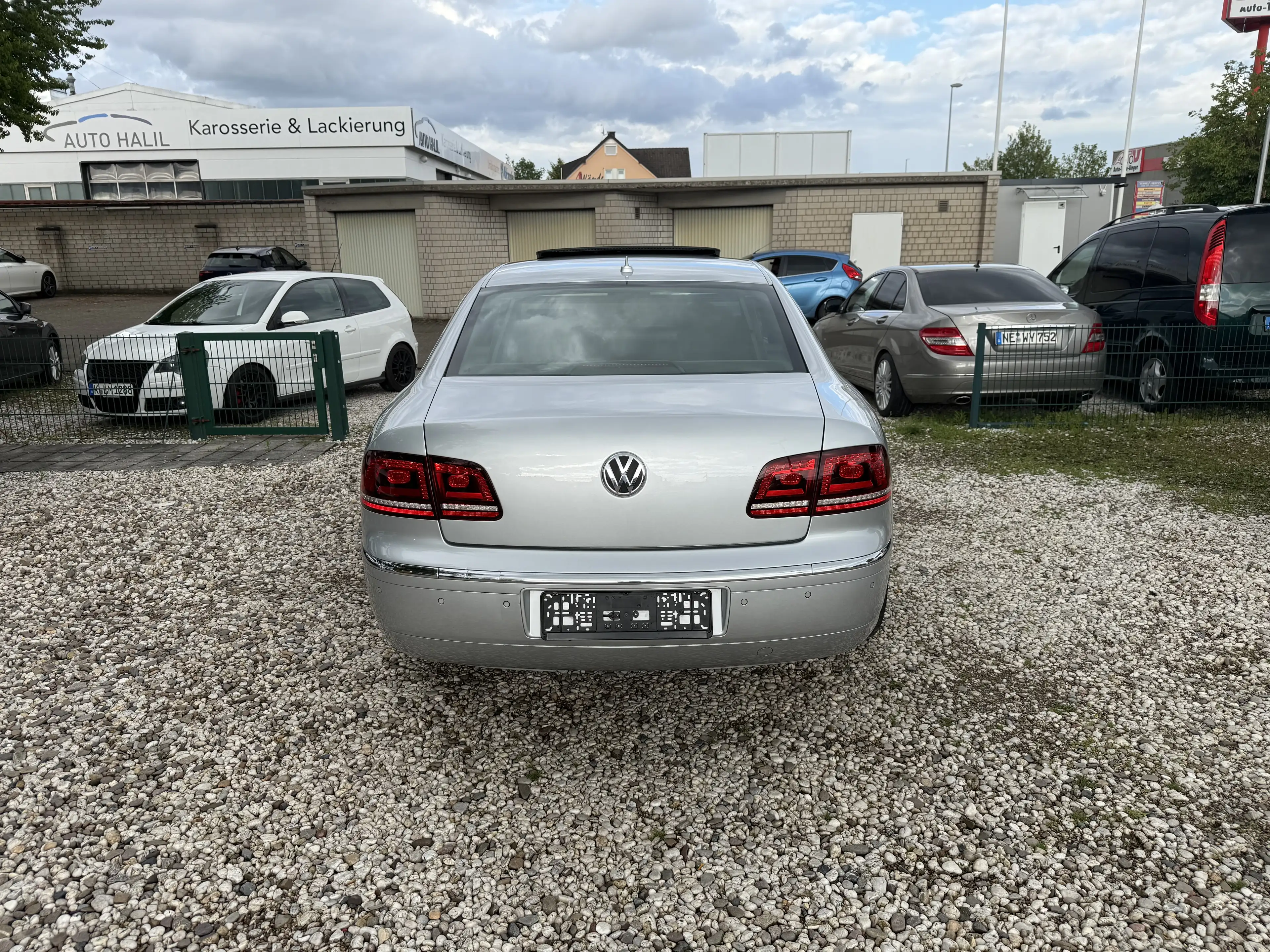 Volkswagen Phaeton V6 TDI 5-Sitzer 4Motion TOP ZUSTAND 12 MONATE GARANTIE — photo 6