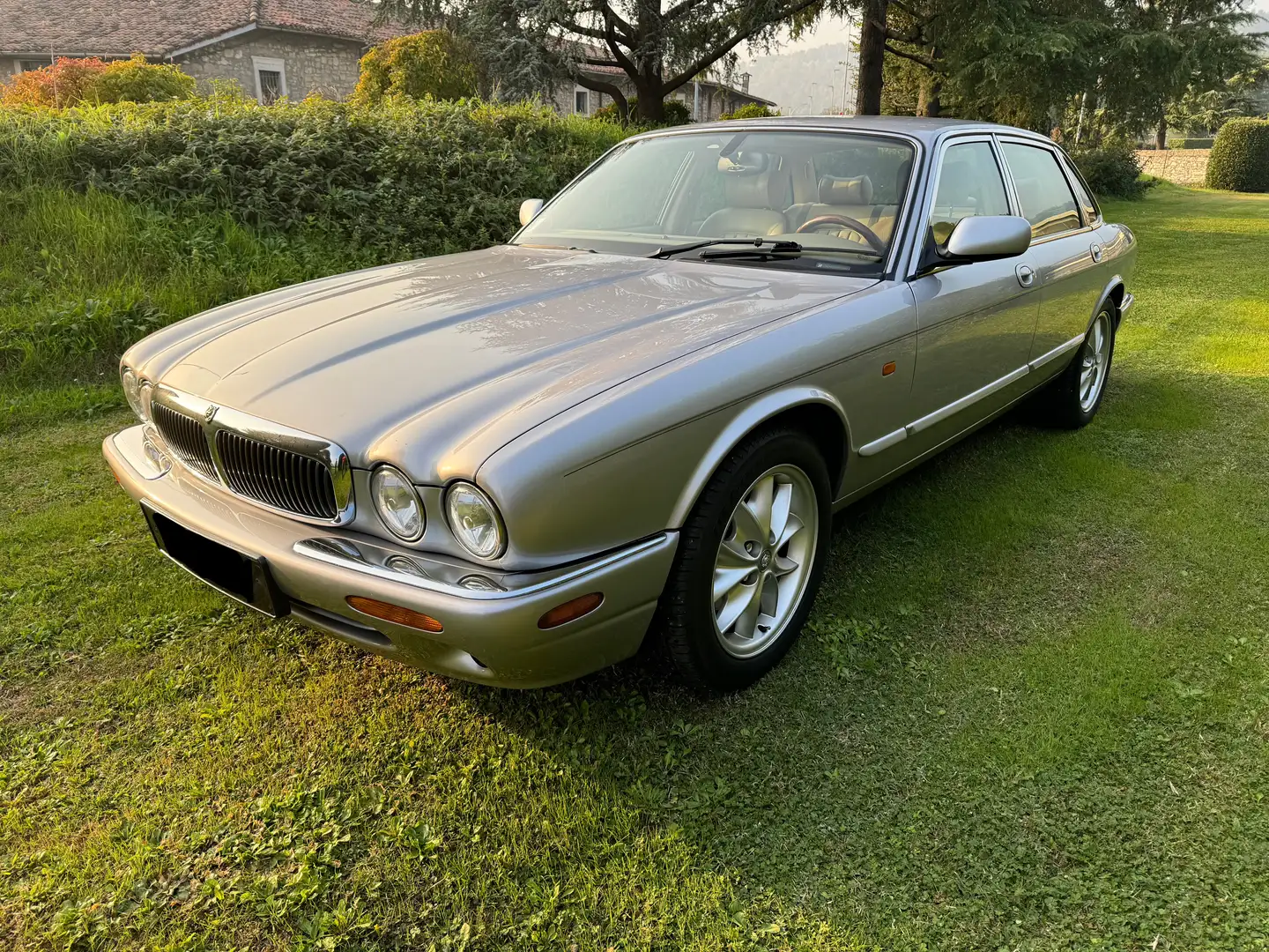 Jaguar XJ XJ 3.2 Executive Argento - 2