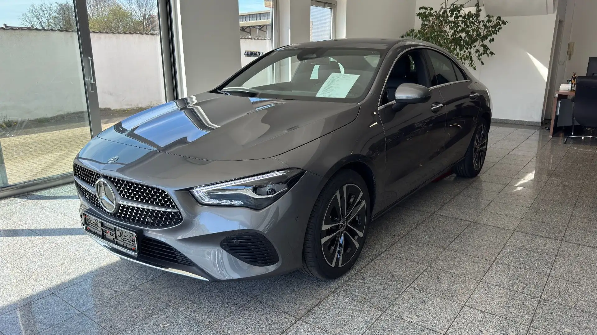 Mercedes-Benz CLA 180 7G*Progressive*Kamera*LEDER*LrHz* Gris - 2