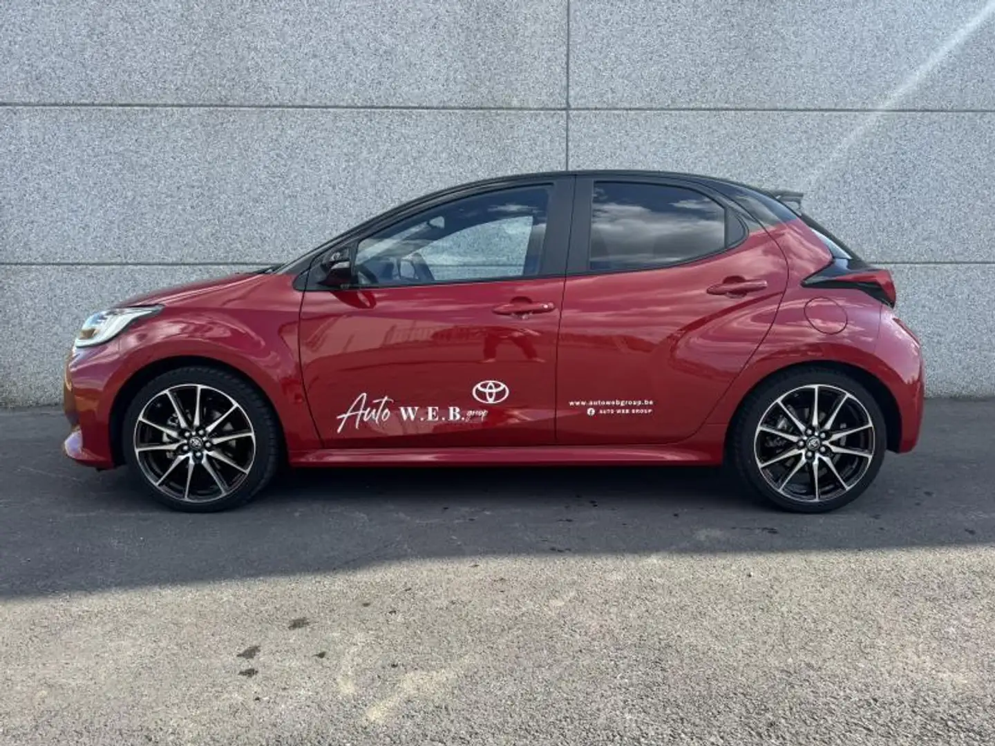 Toyota Yaris 1.5 TNGA HEV CVT GR Sport Rouge - 2