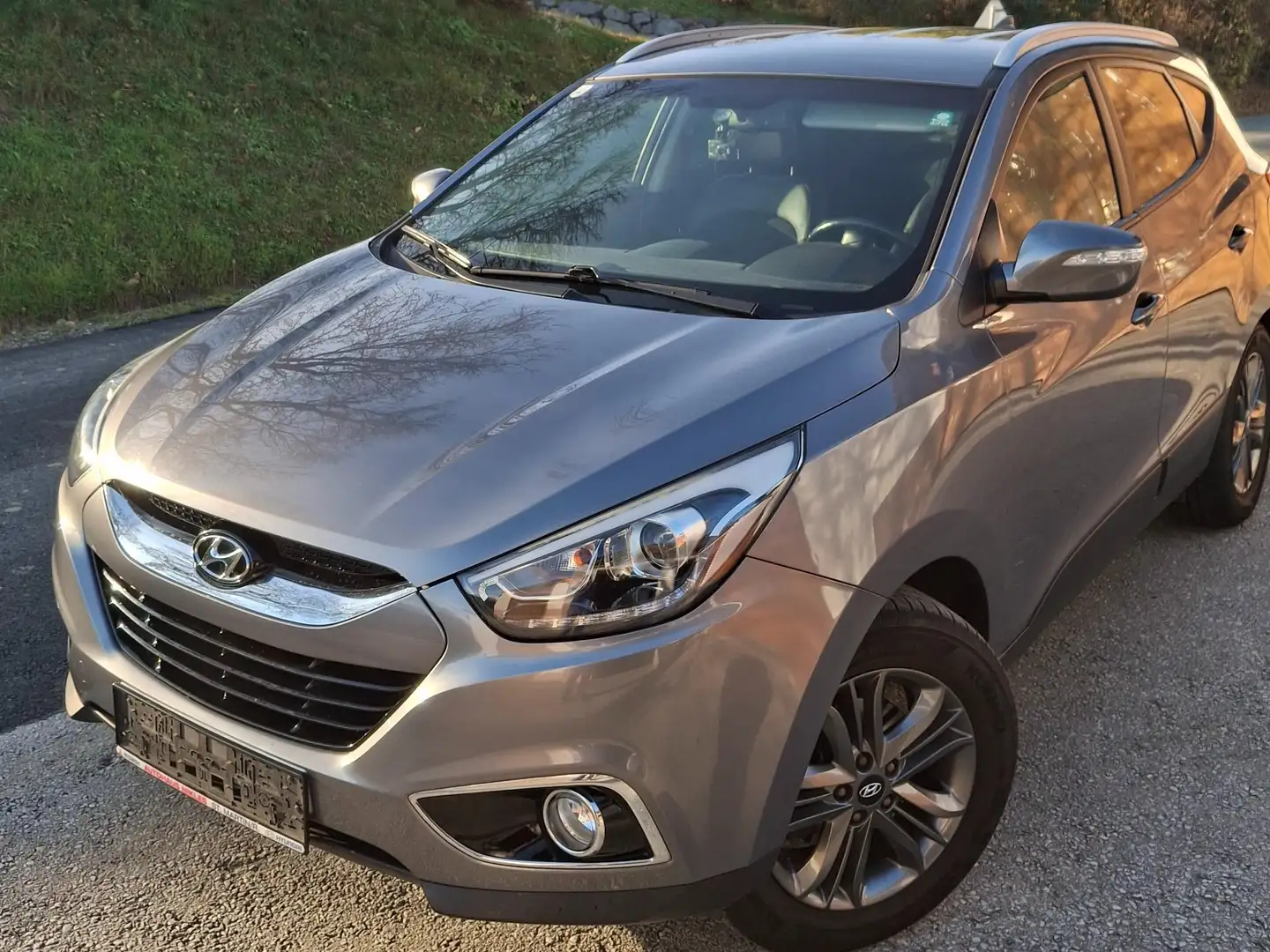 Hyundai iX35 Grau - 1