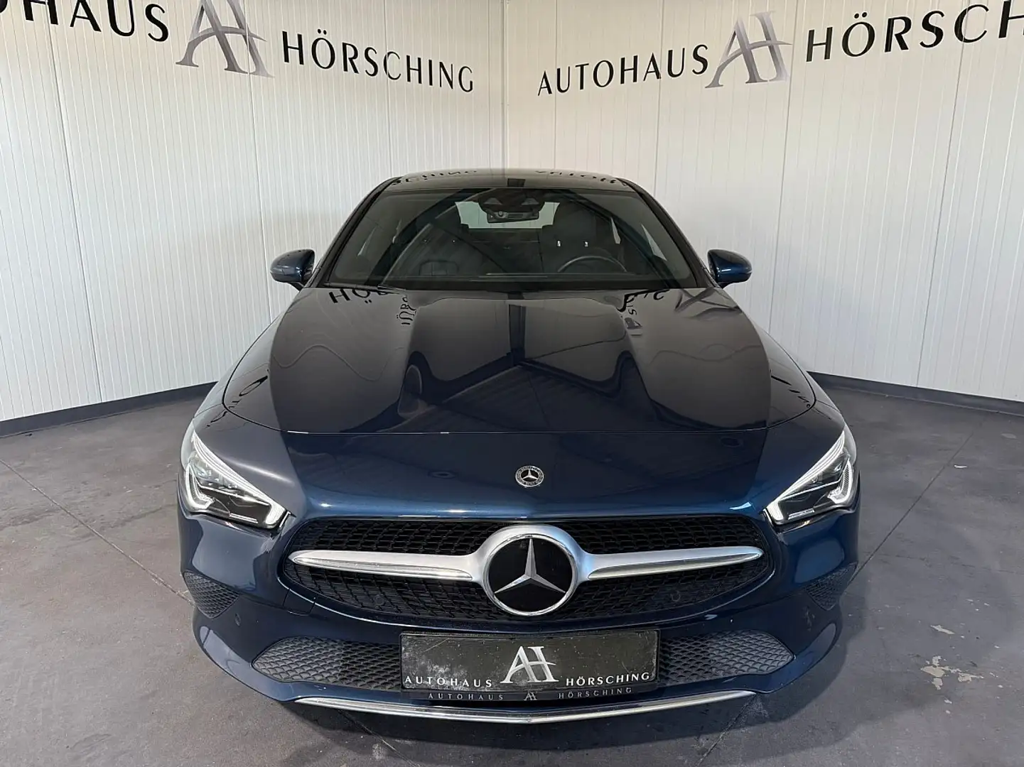 Mercedes-Benz CLA 180 d Aut./Pano/Ambiente/Sitzheizung/ Blau - 2