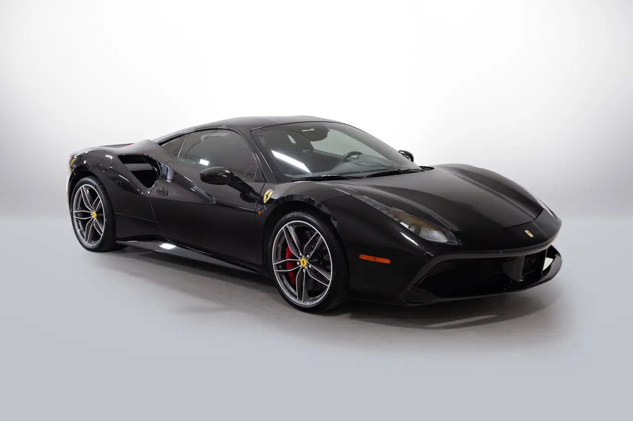 Ferrari 488 снимка Ferrari 488