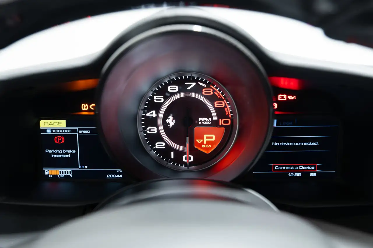 Ferrari 488 снимка Ferrari 488
