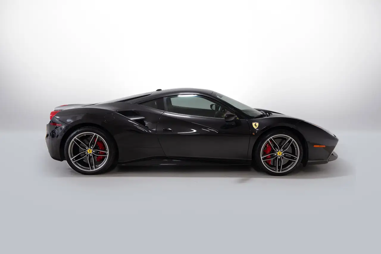 Ferrari 488 снимка Ferrari 488