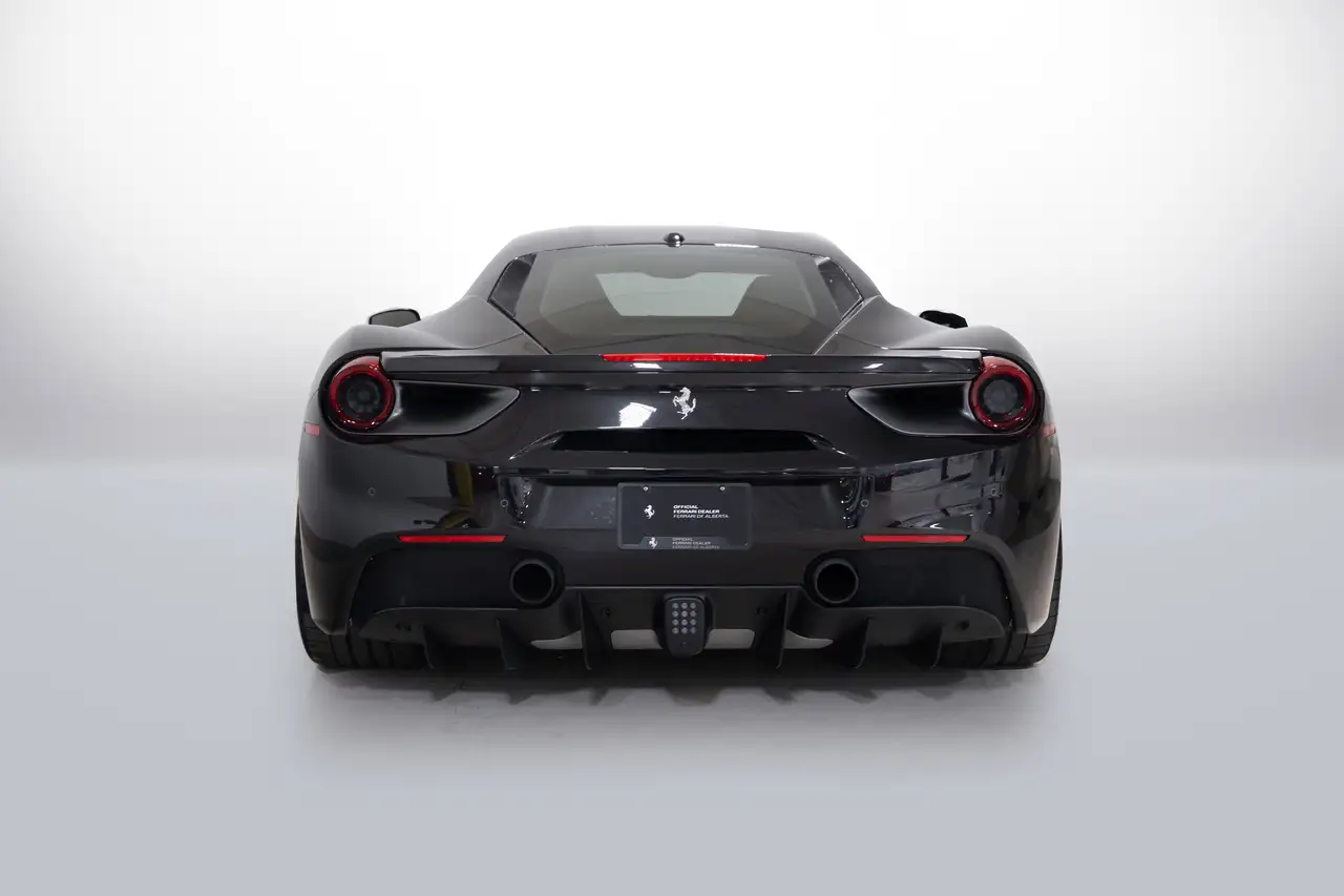 Ferrari 488 снимка Ferrari 488