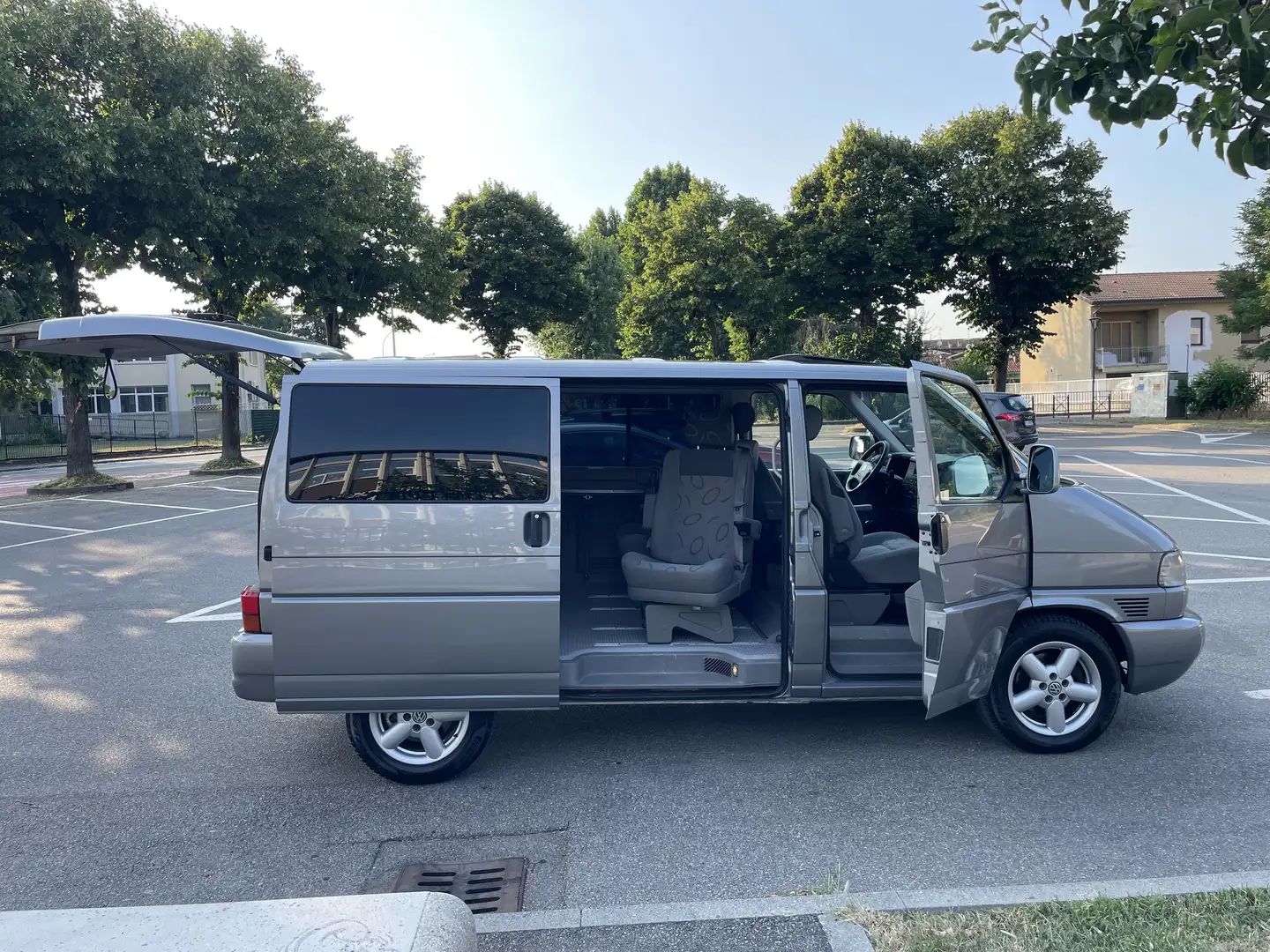Volkswagen T4 Multivan 2.5 tdi 150cv - 1