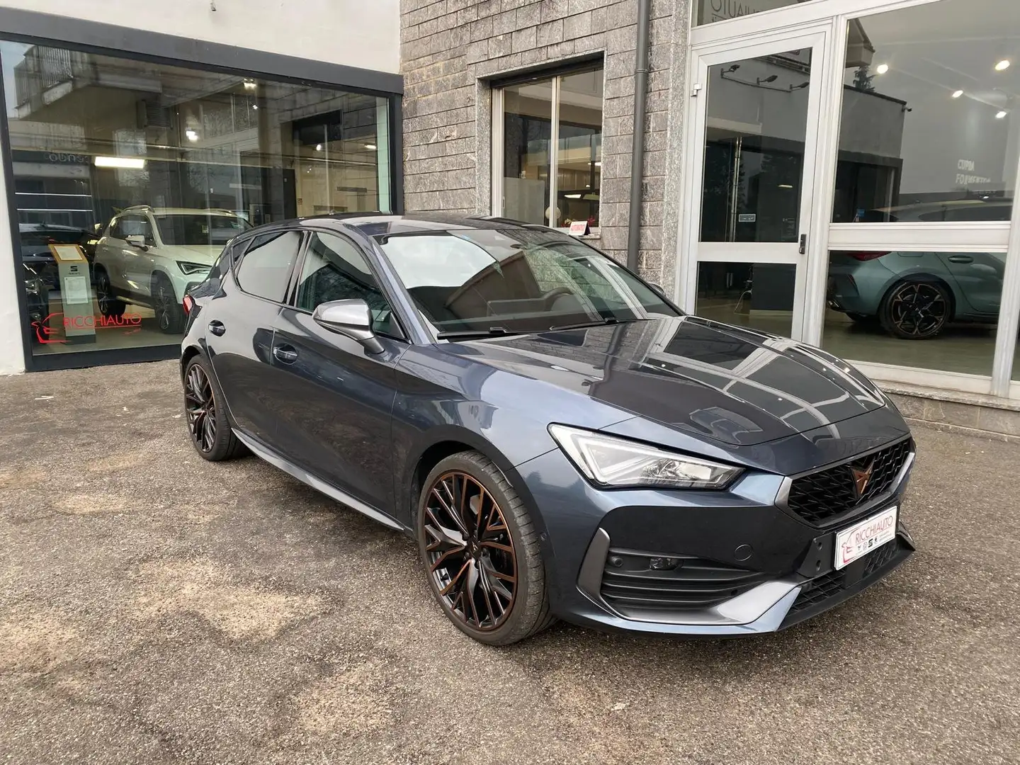 CUPRA Leon Leon 1.4 e-hybrid VZ 245cv dsg Grigio - 1