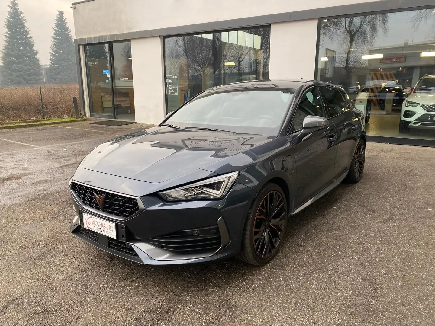 CUPRA Leon Leon 1.4 e-hybrid VZ 245cv dsg Grigio - 2