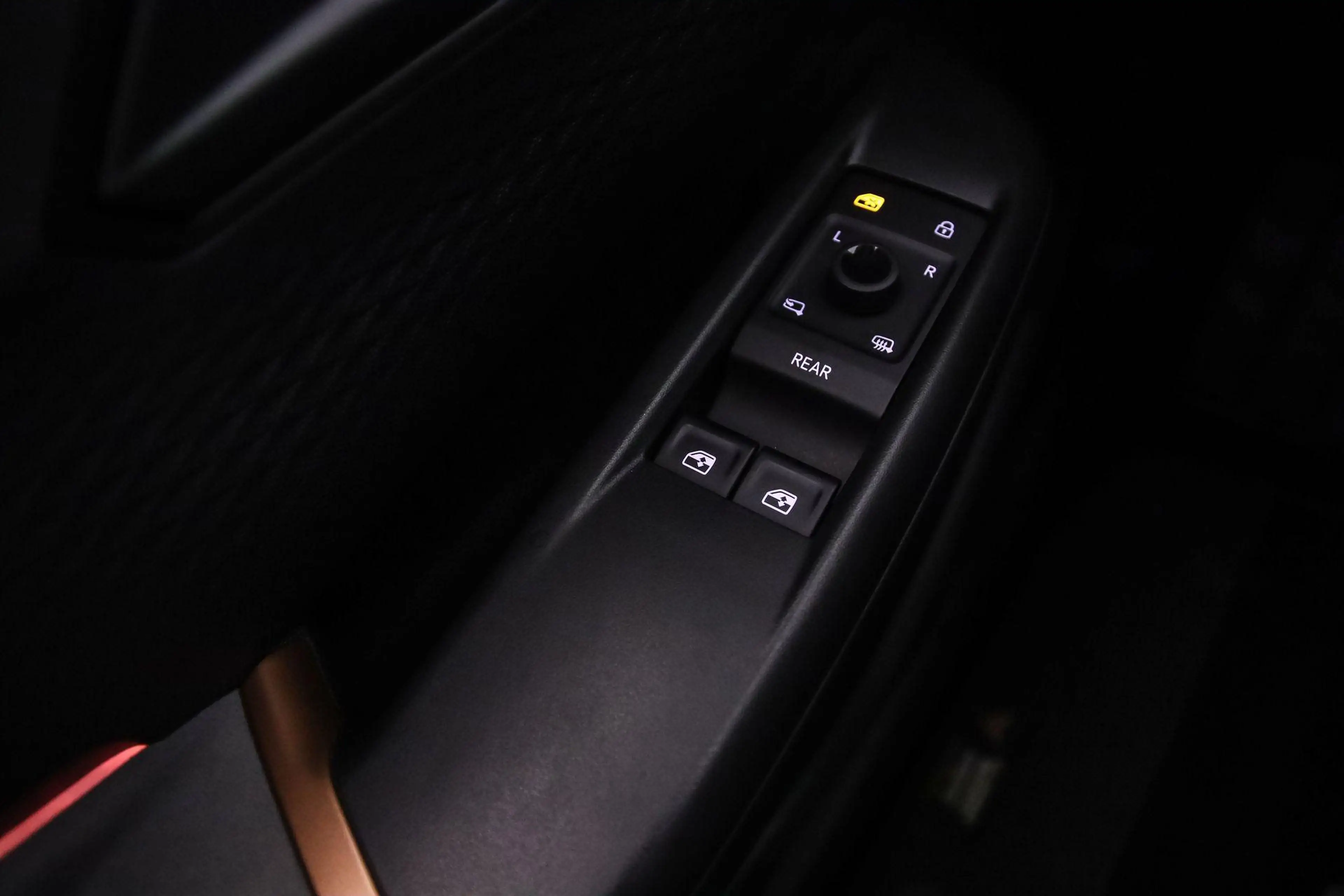 CUPRA Born Adrenaline 62 kWh 204pk Automaat Adaptive cruise c — photo 14