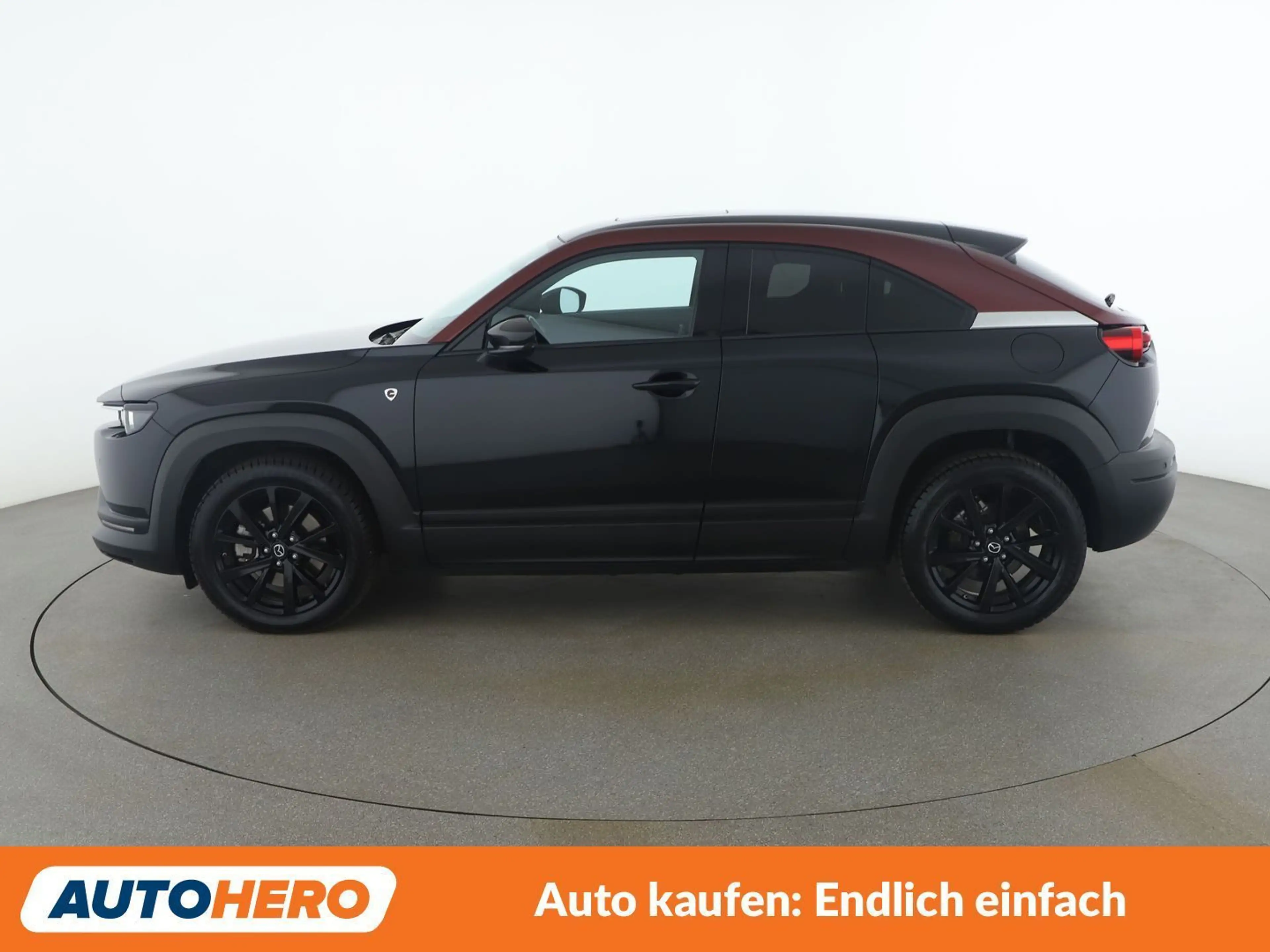 Mazda MX-30 e-SKYACTIV R-EV Edition R — photo 3