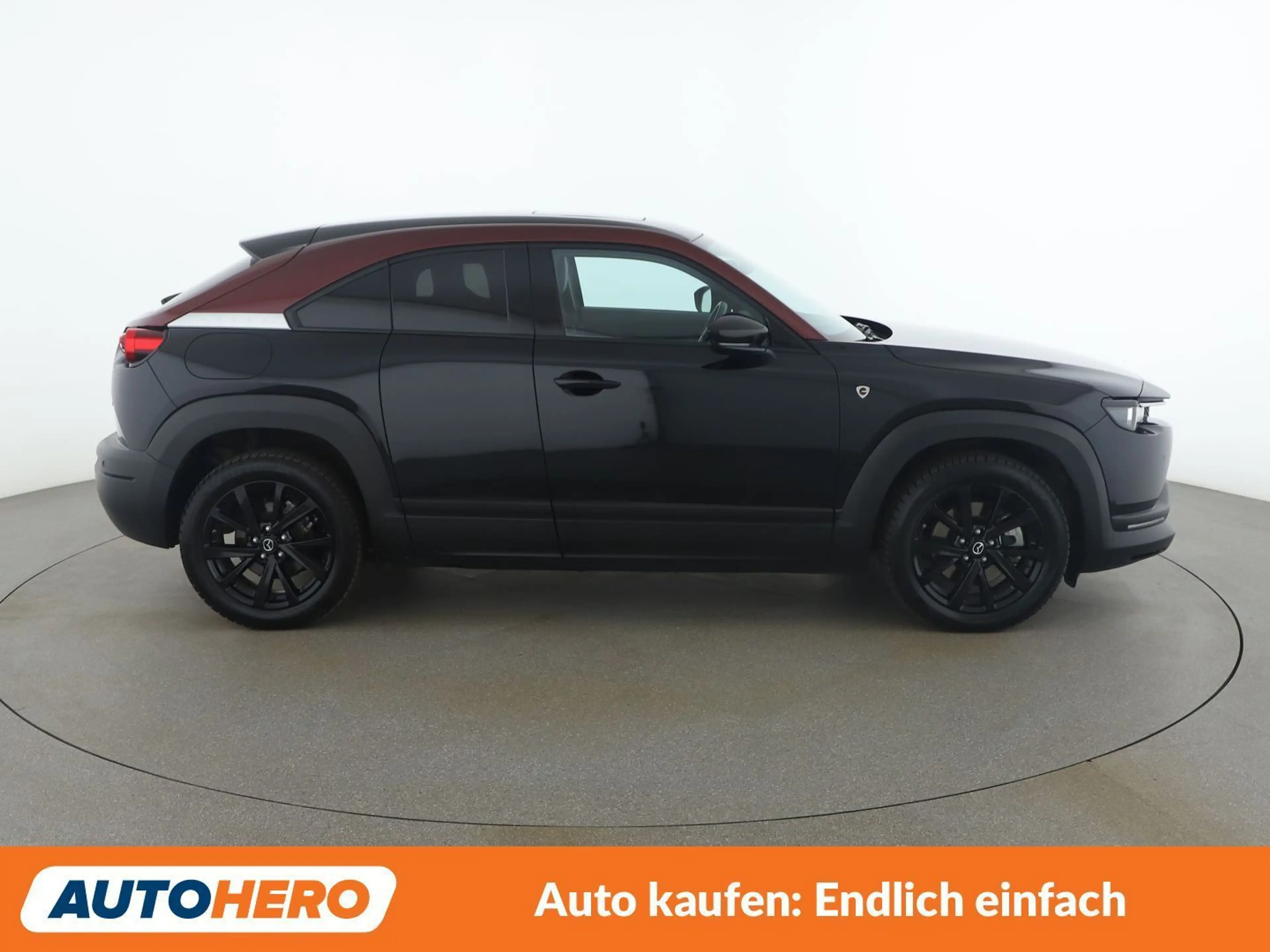 Mazda MX-30 e-SKYACTIV R-EV Edition R — photo 7