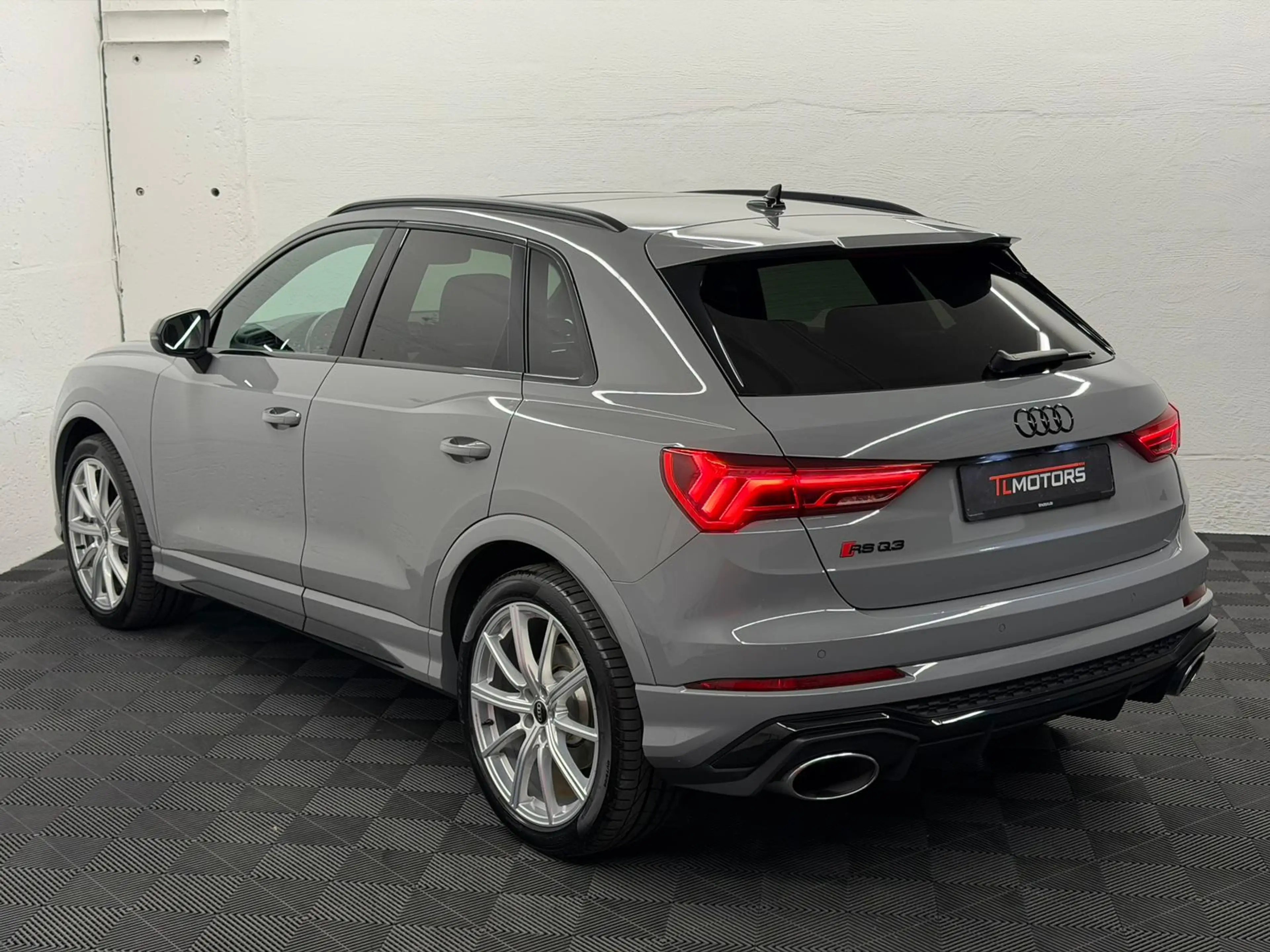 Audi RS Q3 RSQ3 2.5 TFSI quattro #1.HAND#PANO#ACC#AHK#360° — photo 5