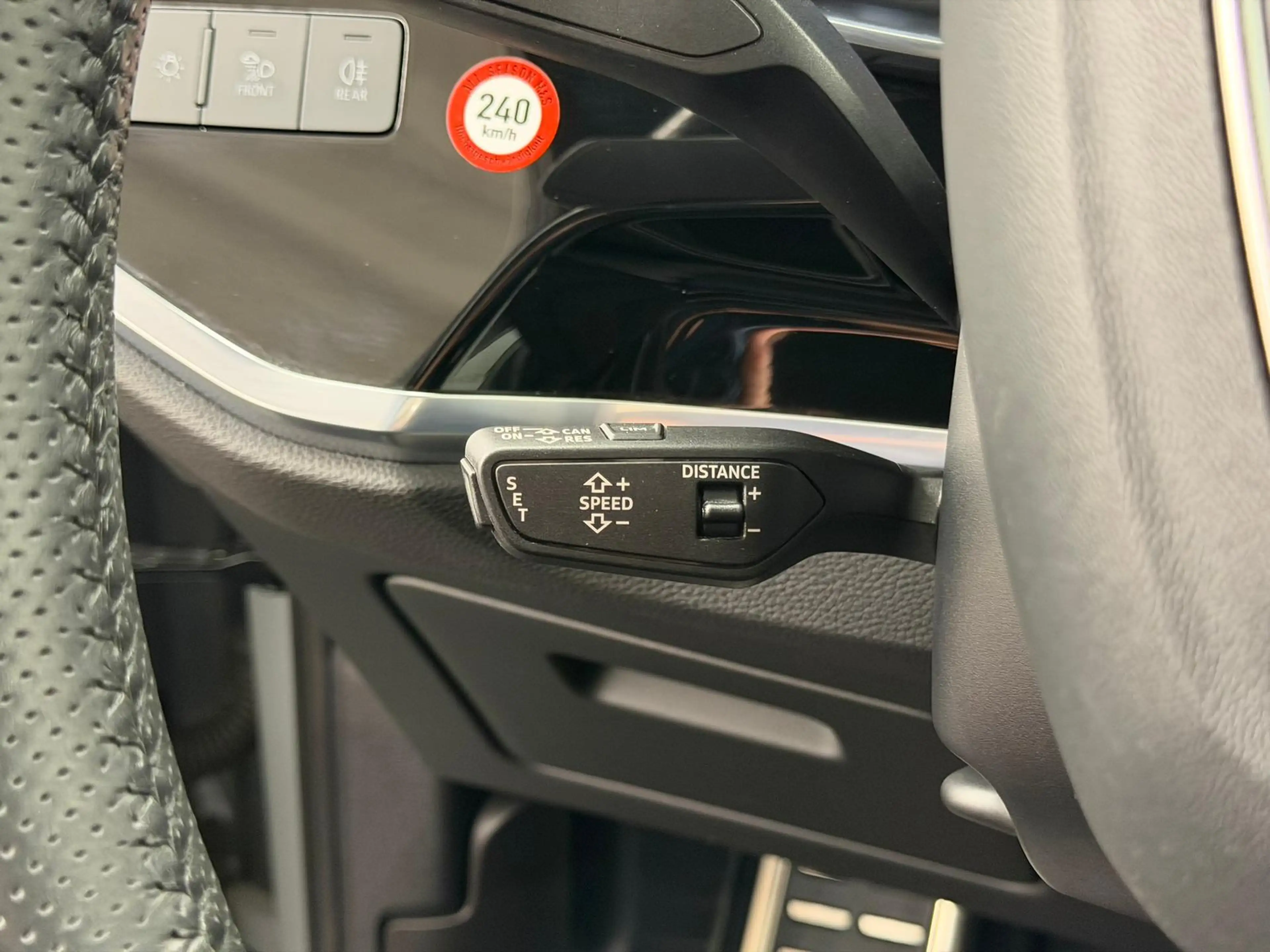 Audi RS Q3 RSQ3 2.5 TFSI quattro #1.HAND#PANO#ACC#AHK#360° — photo 15