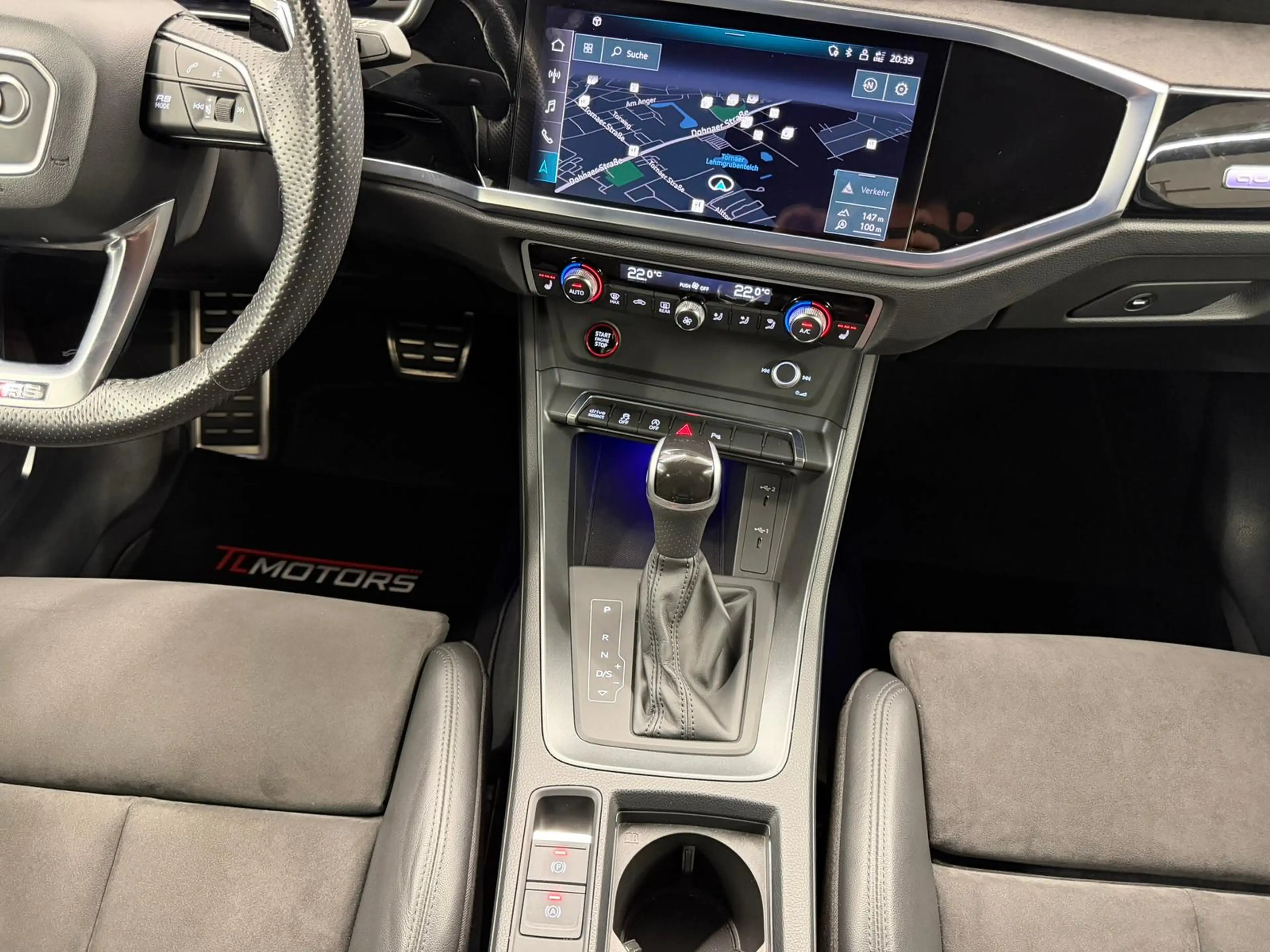 Audi RS Q3 RSQ3 2.5 TFSI quattro #1.HAND#PANO#ACC#AHK#360° — photo 12