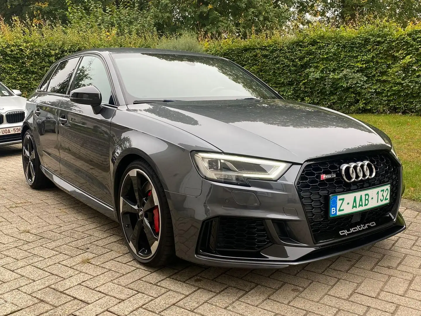 Audi RS3 Audi RS3 hatchback 2.5 TFSI Quattro Grijs - 1