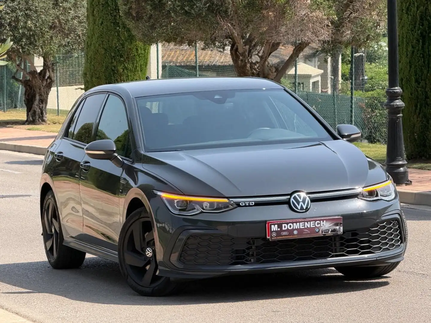 Volkswagen Golf Black on Black Gris - 1