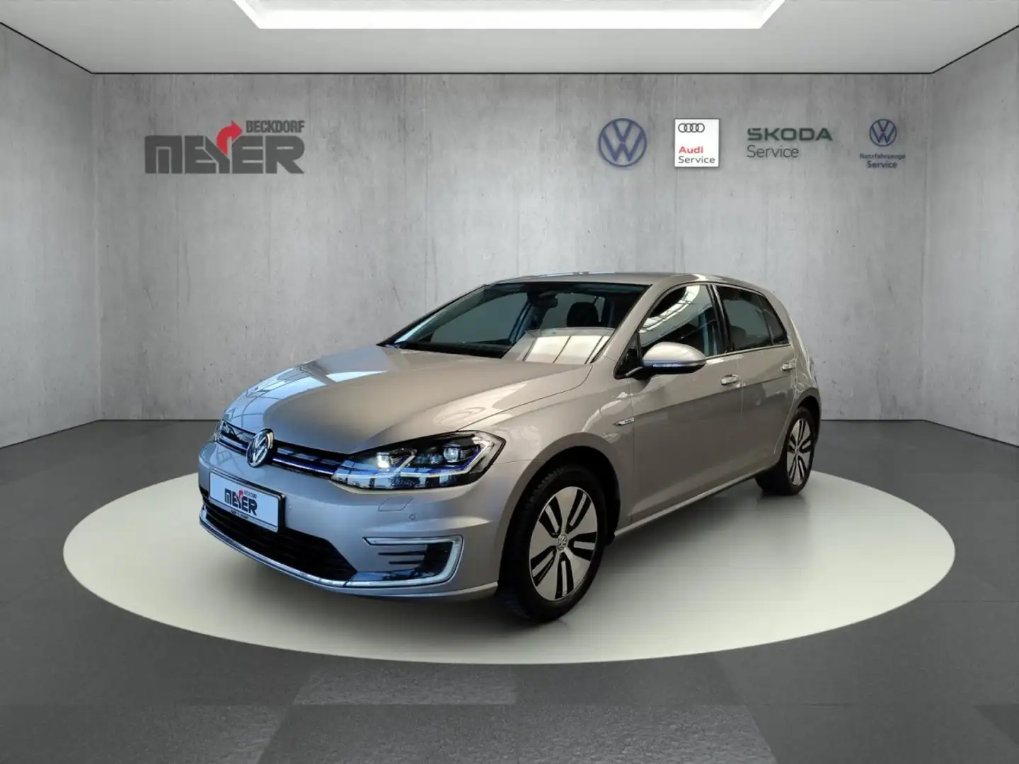 Volkswagen Golf e-Golf Klima Navi Einparkhilfe Kurvenlicht Silber - 1