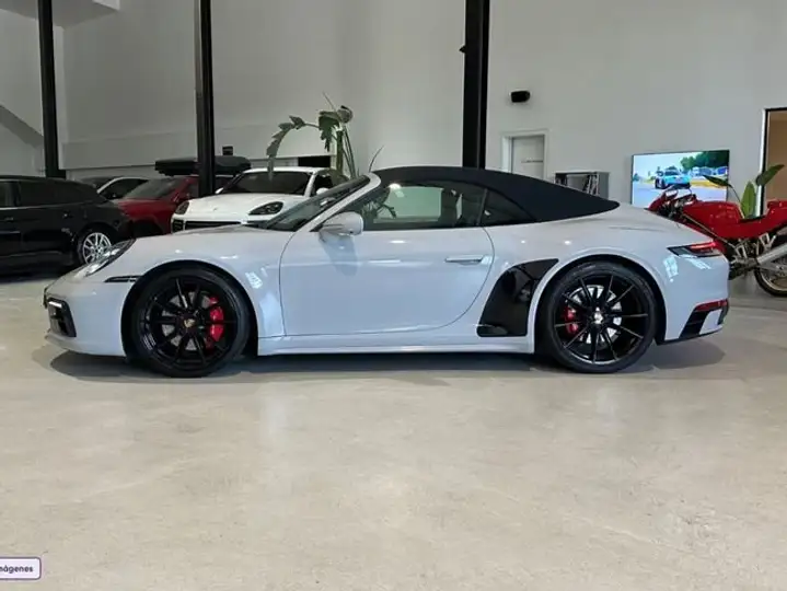 Porsche Carrera 4 GTS Cabriolet 2020, foto 11