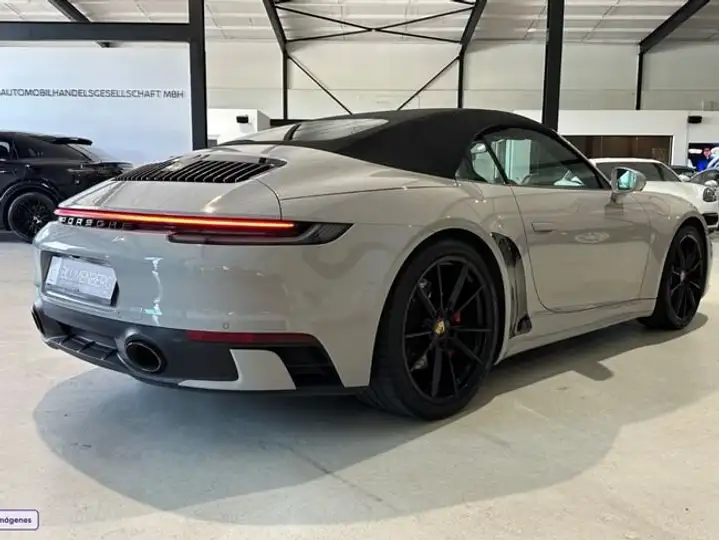 Porsche Carrera 4 GTS Cabriolet 2020, foto 3
