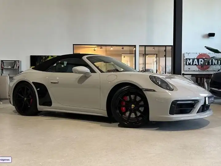 Porsche Carrera 4 GTS Cabriolet 2020, foto 2