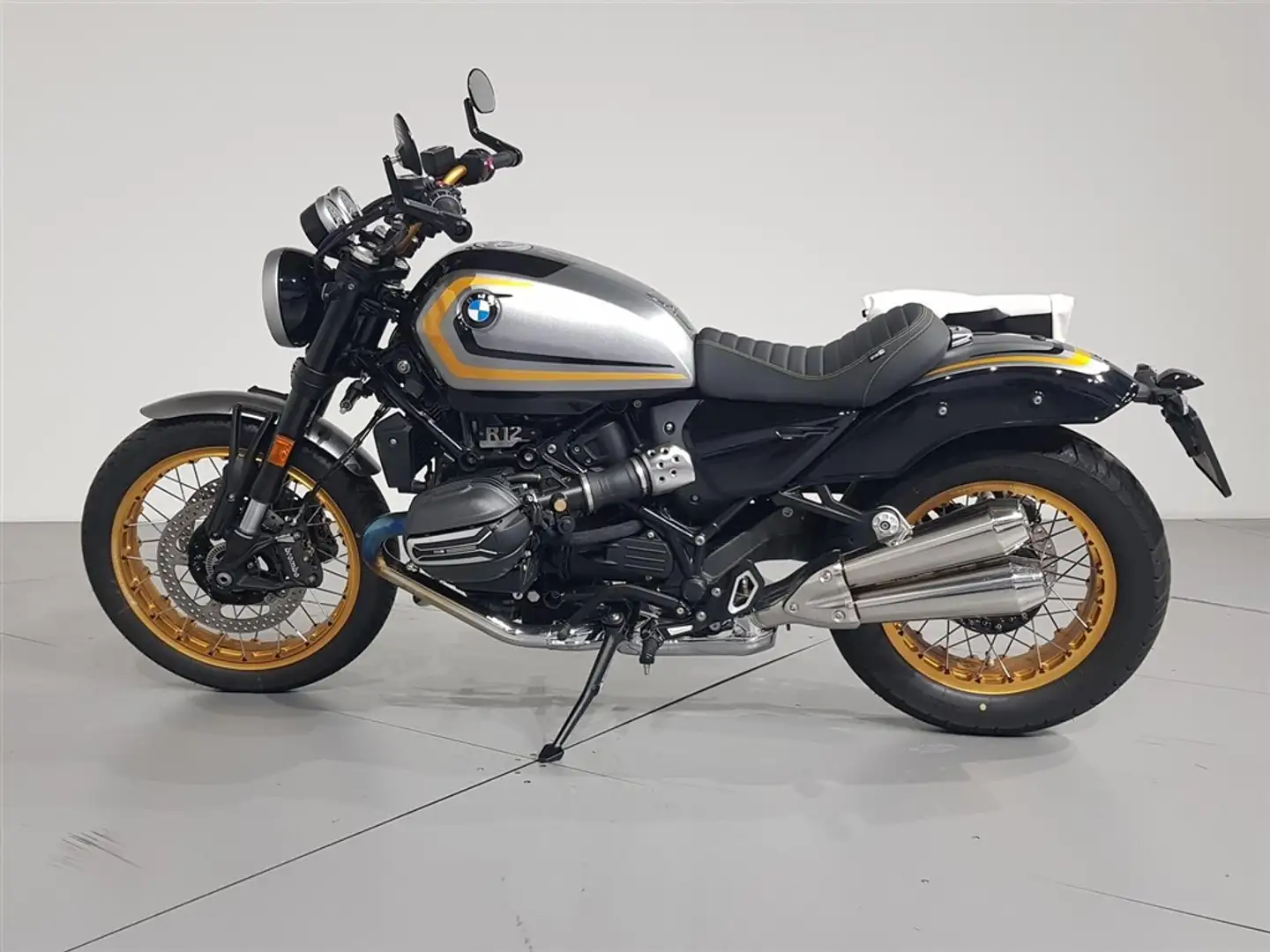 BMW R 12 0 Argent - 1
