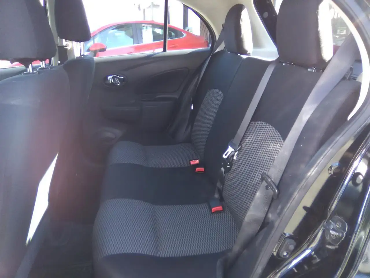 Nissan Micra снимка Nissan Micra
