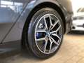BMW 550 e xDrive Grau - thumbnail 3