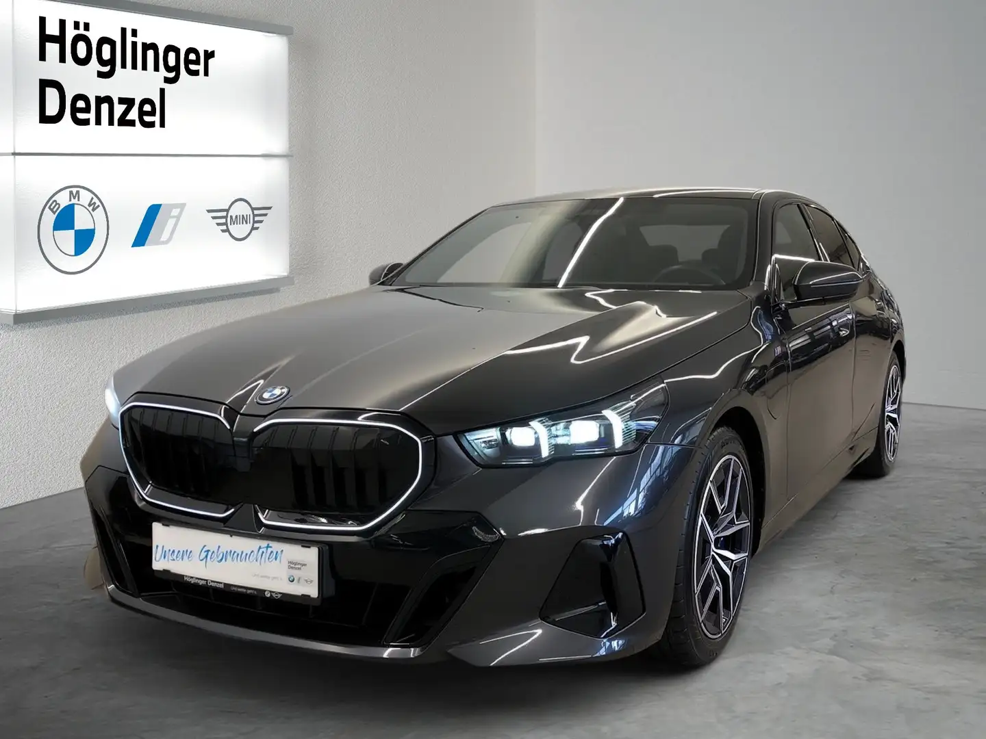 BMW 550 e xDrive Grau - 1