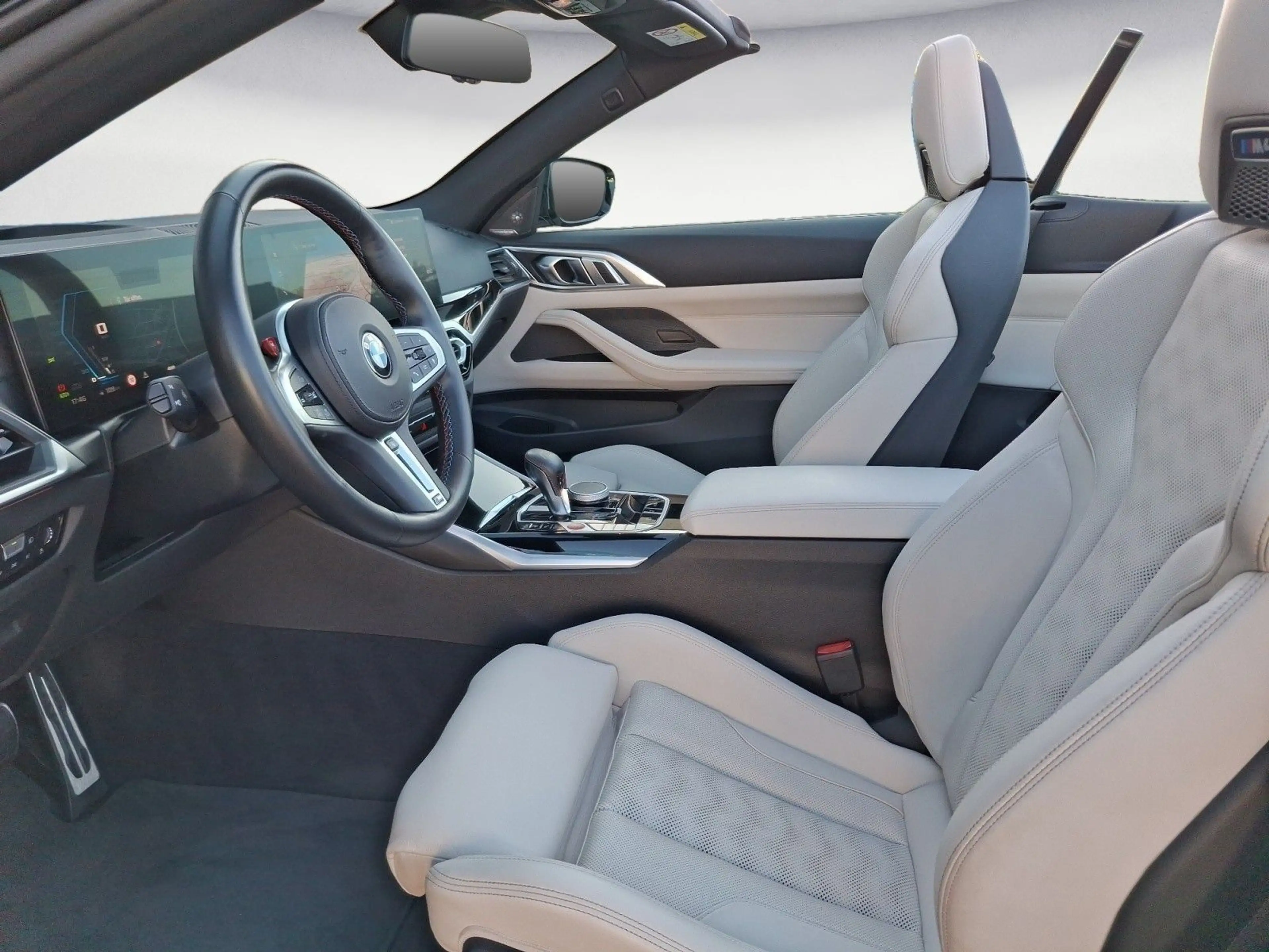 BMW M4 Competition M xDrive Cabrio Innovationsp. — photo 12