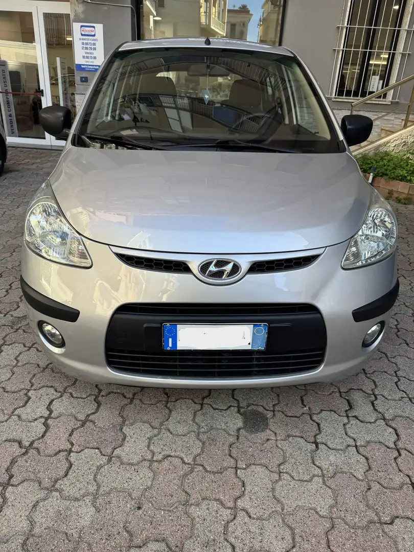 Hyundai i10 i10 1.1 Gpl Argento - 2