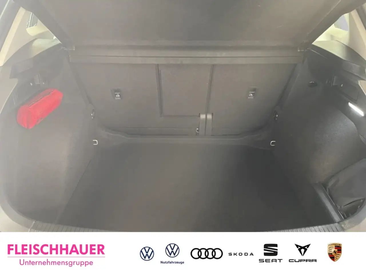 Volkswagen Tiguan 1.5 TSI Life LED Navi Tel.-Vorb. DAB CarPlay SHZ R 6