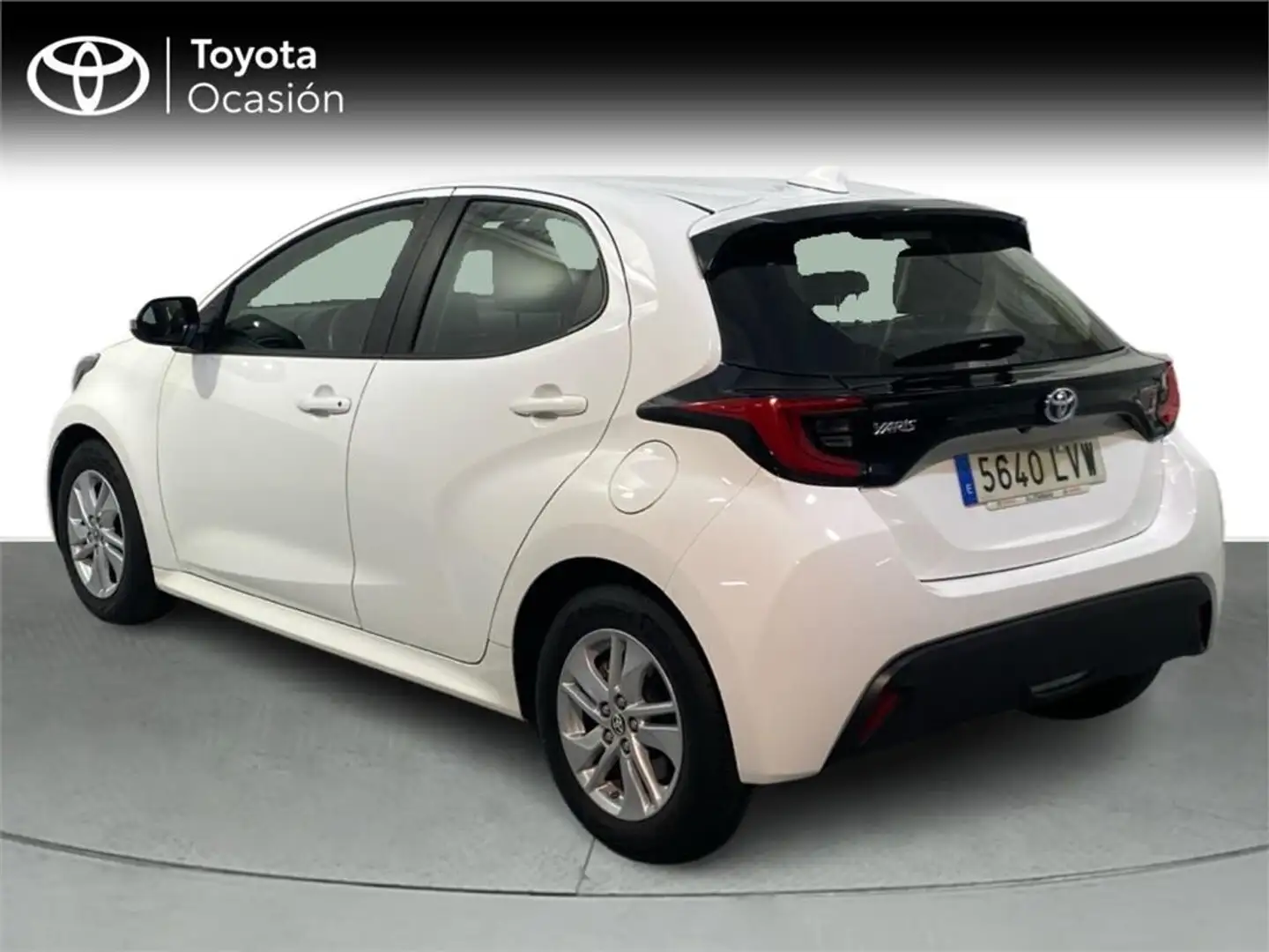 Toyota Yaris 120H 1.5 Active Tech Blanco - 2