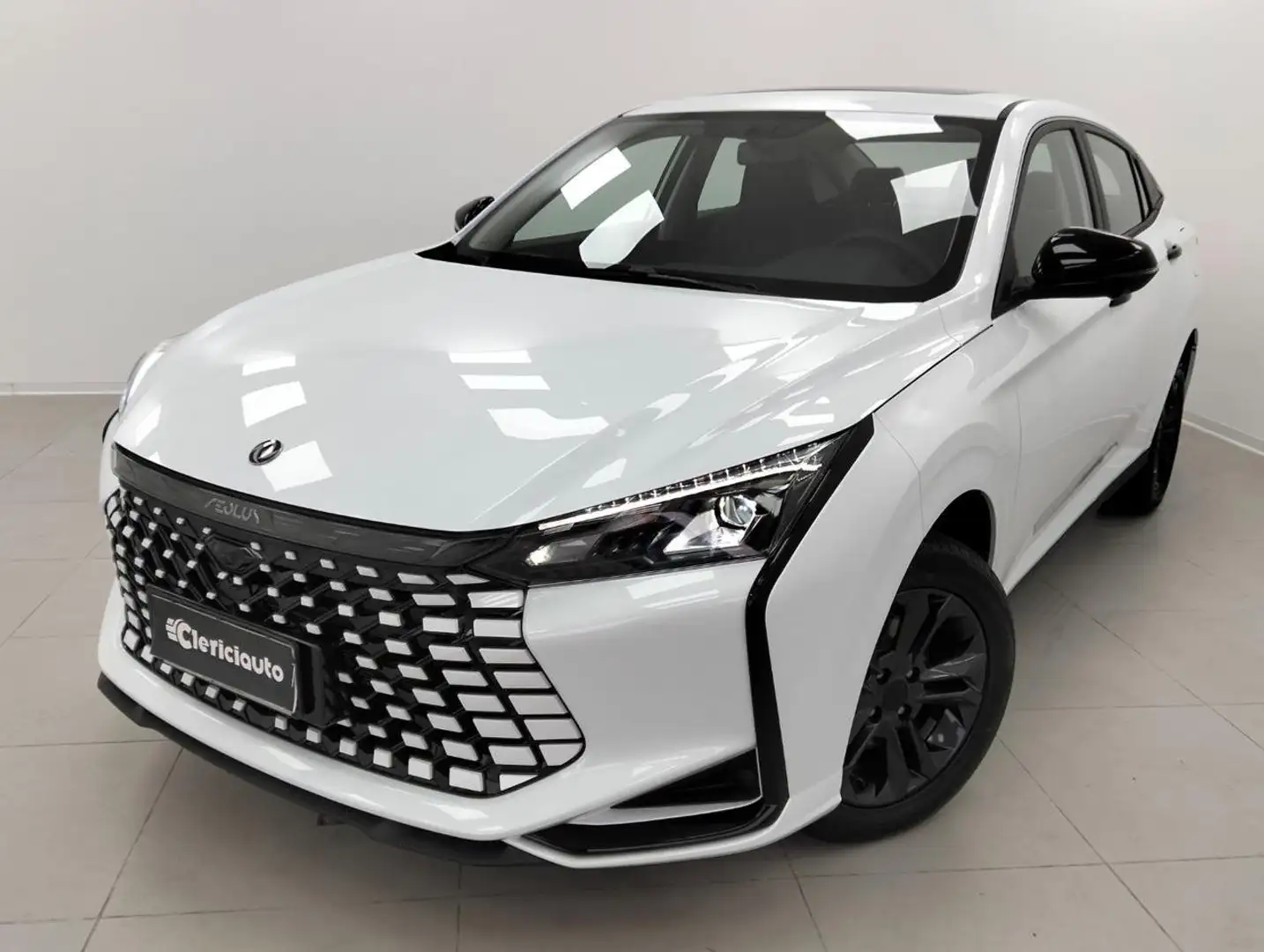 Dongfeng Shine ICE DCT E2 (TETTO) *NOVITA'* Weiß - 1