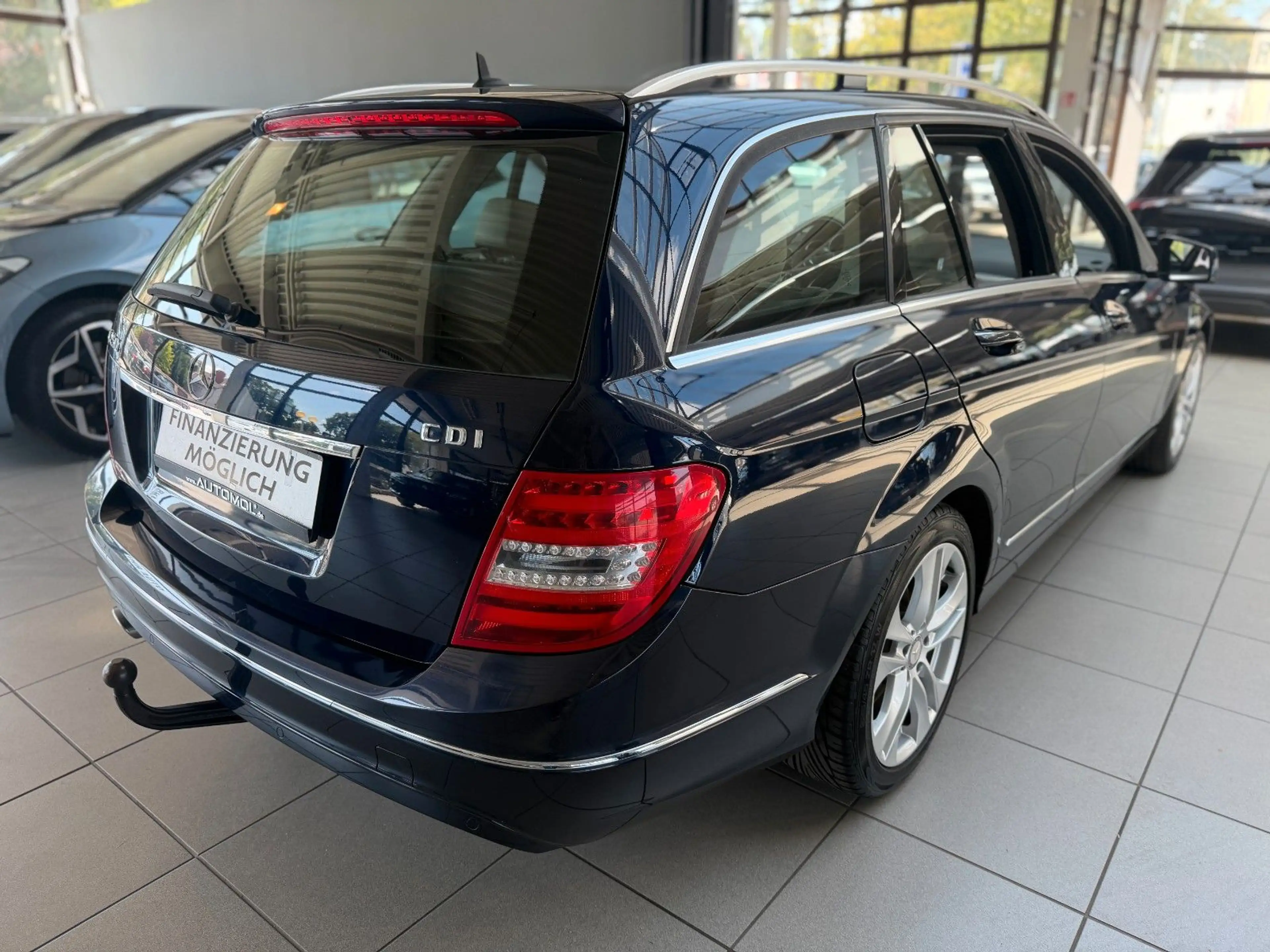 Mercedes-Benz C 250 T-Modell BlueEfficiency Avantgarde Autmat — photo 5