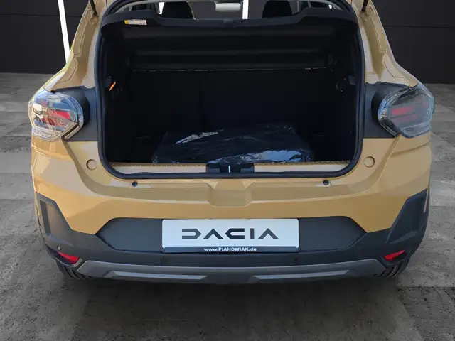 Dacia Sandero view 8