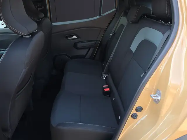 Dacia Sandero view 9