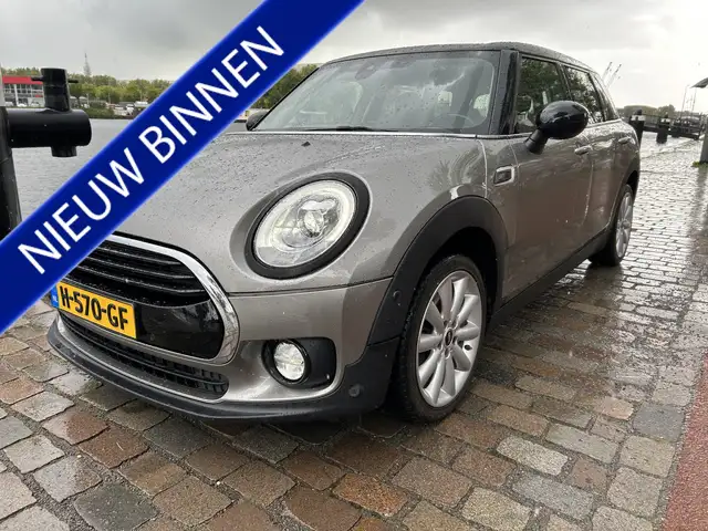 MINI Cooper Clubman