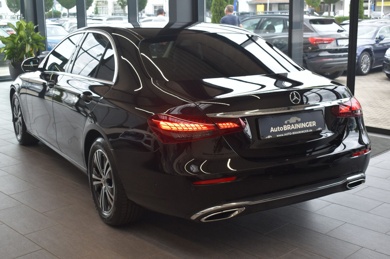 Mercedes-Benz E 220 d Limo Avantgarde 9G-tronic LED~WideScr~HuD — photo 7