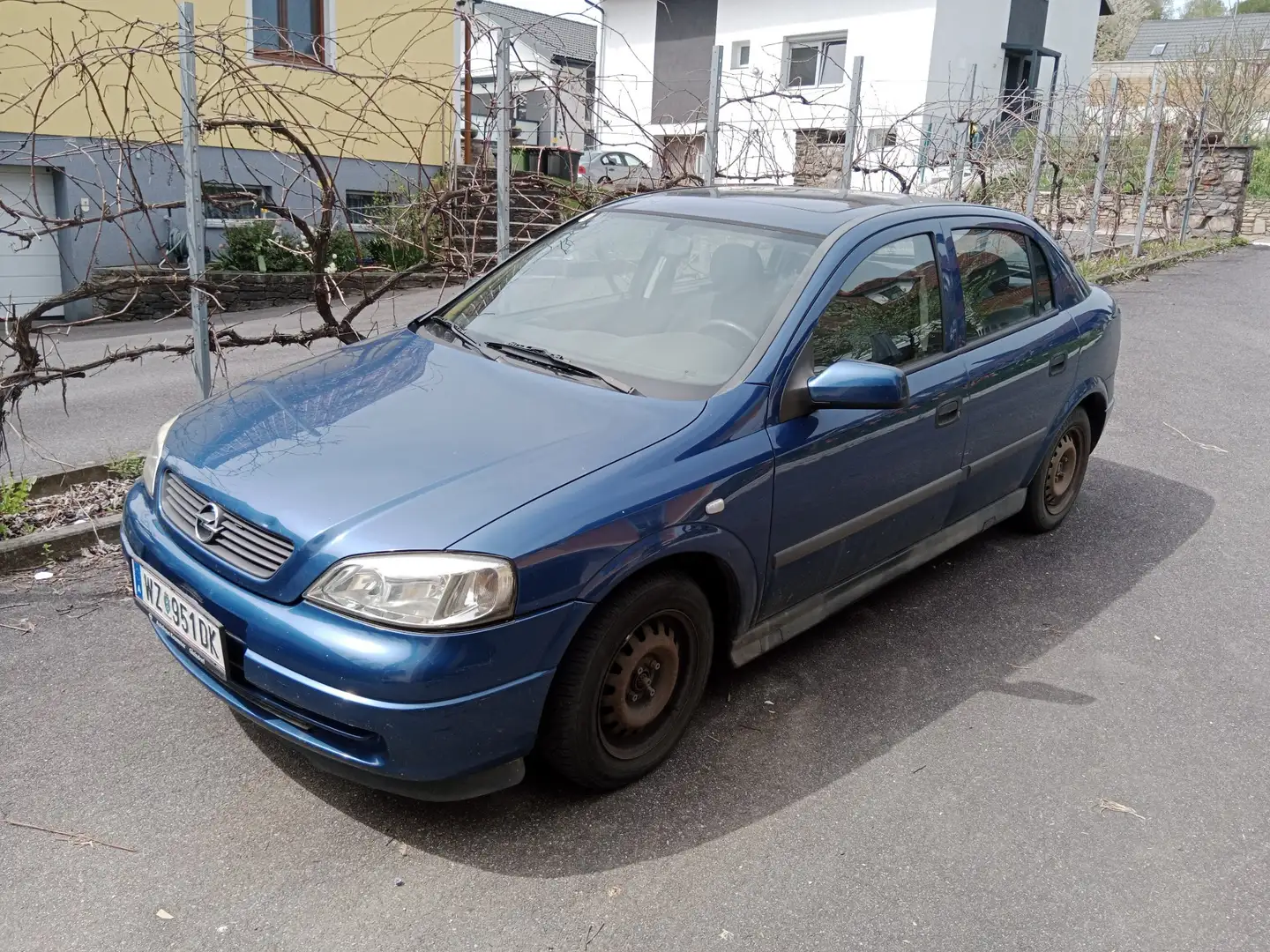 Opel Astra - 1